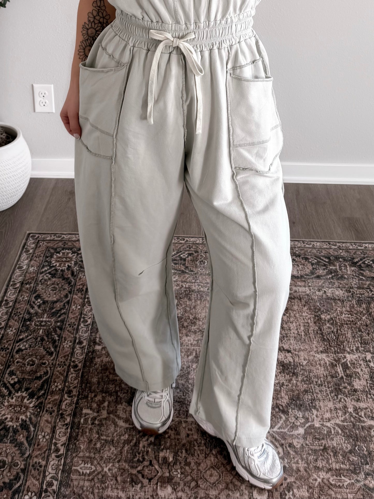 Weekend Barrel Jumpsuit / Sage