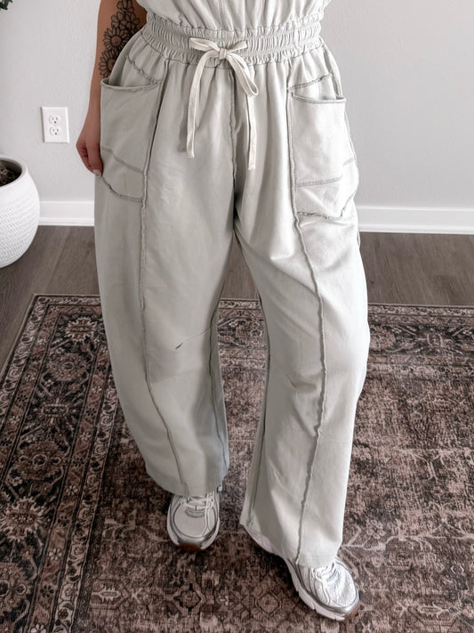 Weekend Barrel Jumpsuit / Sage