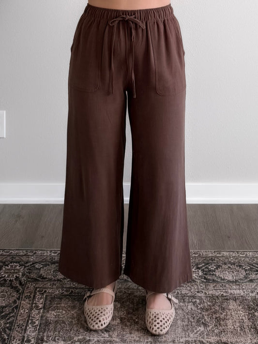 Lora Linen Crop Pant / Cocoa (Short Friendly)