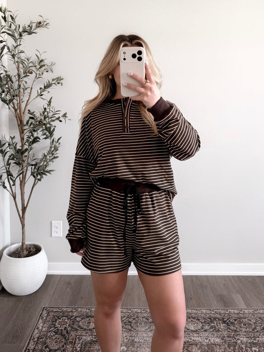 Dark Chocolate Striped Set (Restocking Early April)
