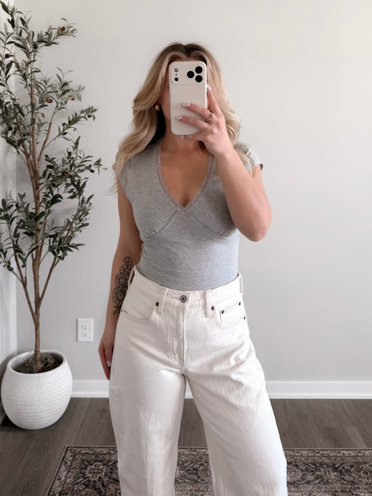 Lilly Lace Basic Top / Grey