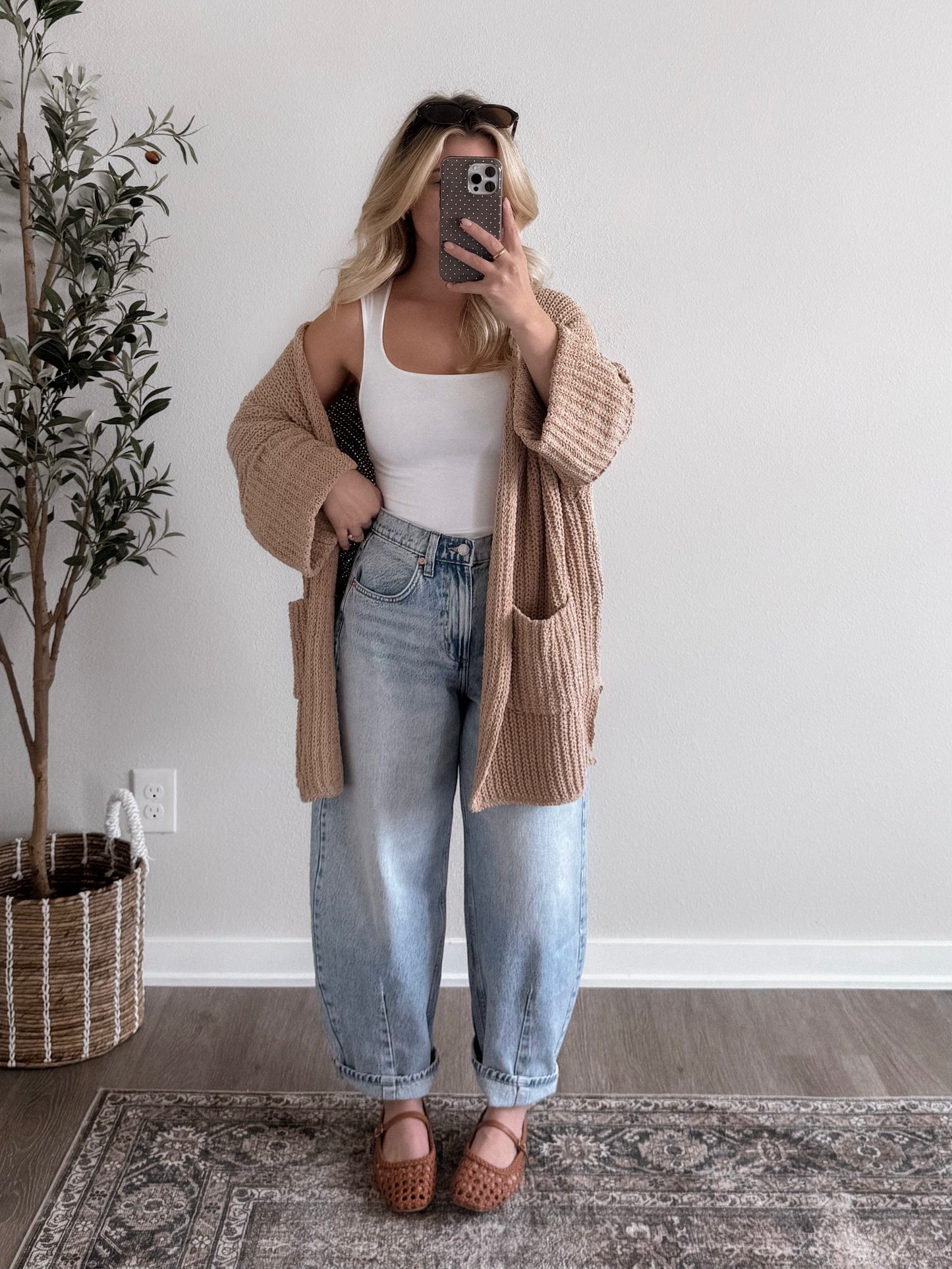 Buttercream Chenille Knit Cardigan / Latte