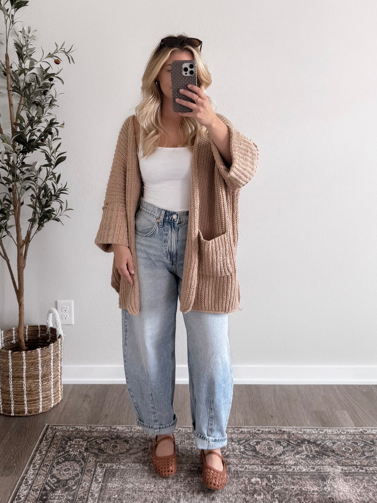 Buttercream Chenille Knit Cardigan / Latte