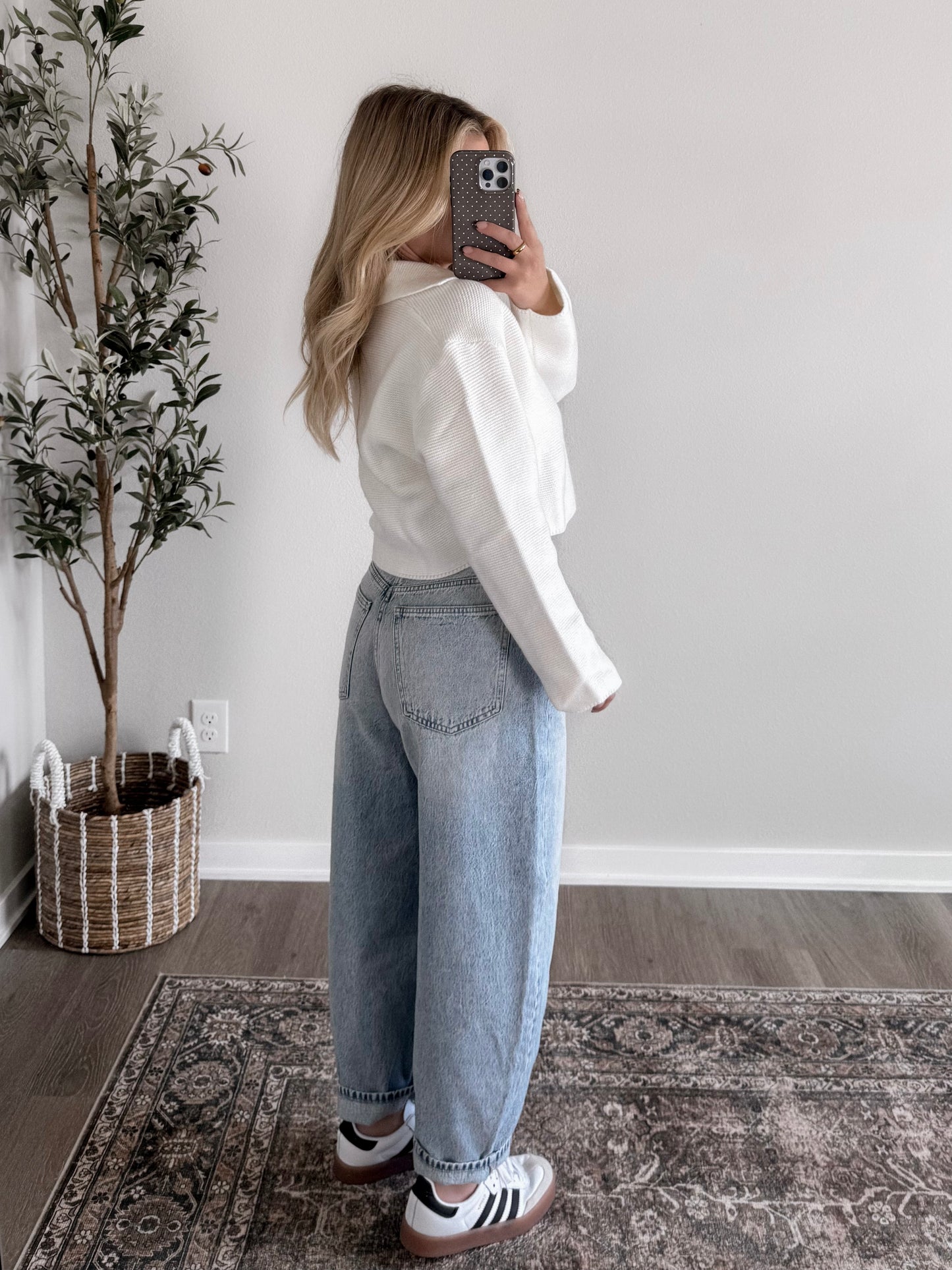 Coffee Date Cropped Knit Sweater / Off White