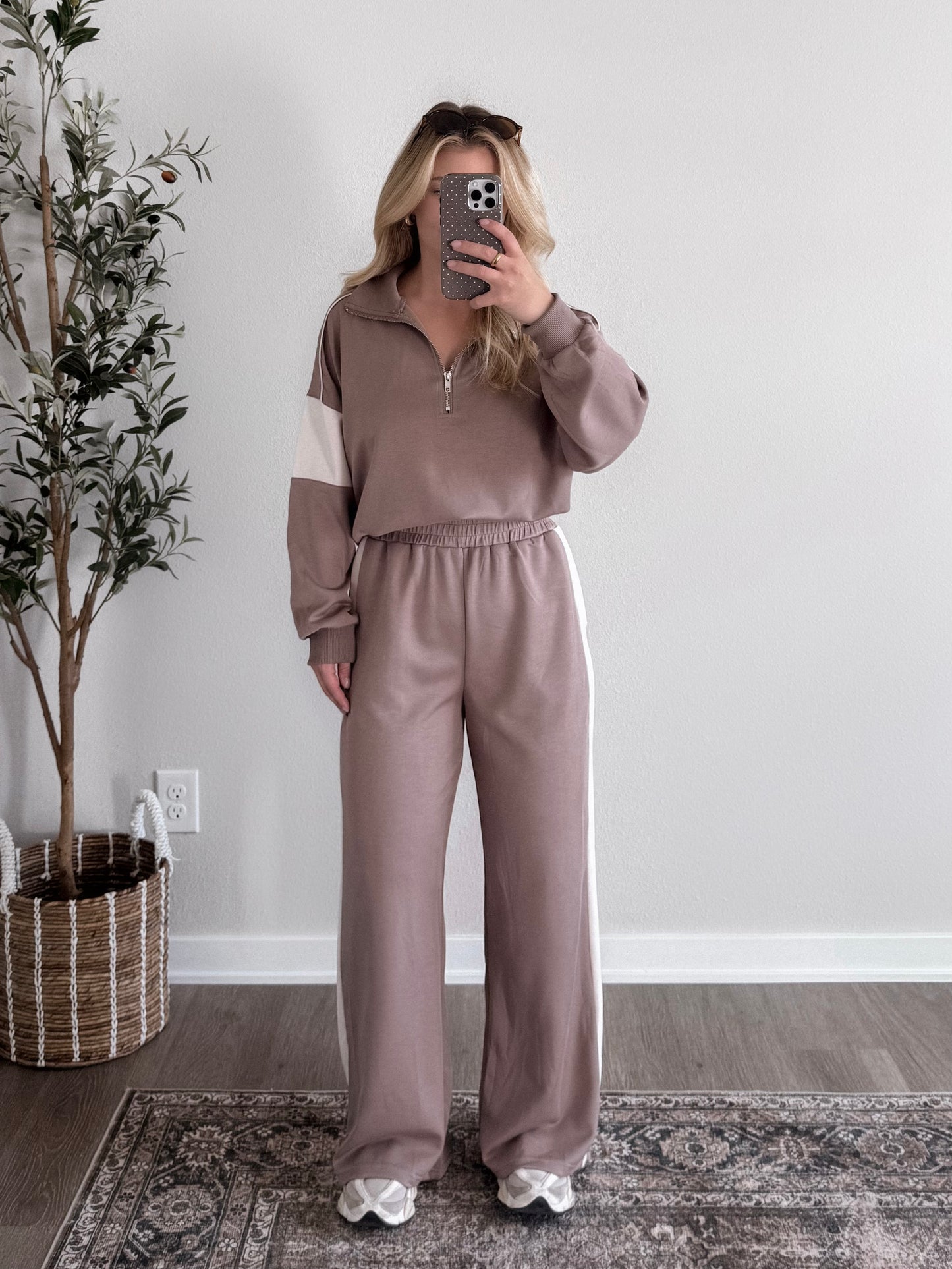 Leisure Lane Scuba Pant Set / Mocha