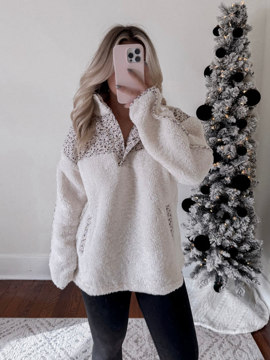 Winter Vaca Floral Sherpa Pullover