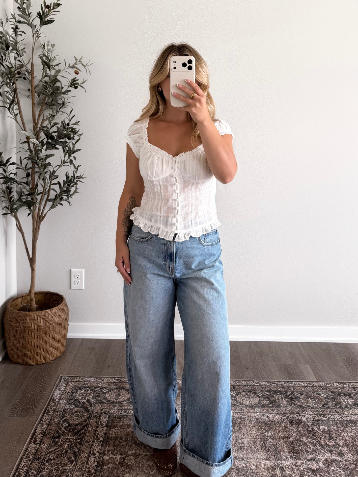 Monti Button Down Top / White