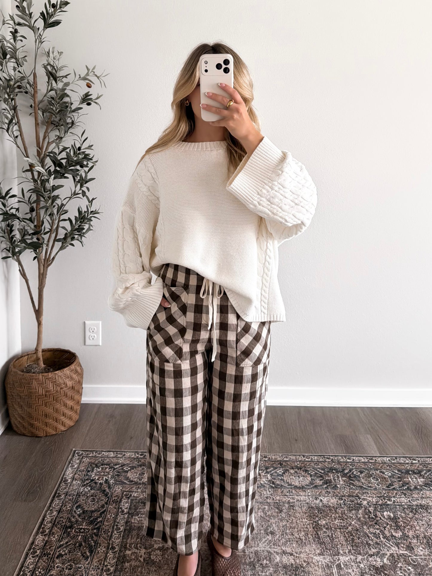 Hearthside Cable Knit Sweter