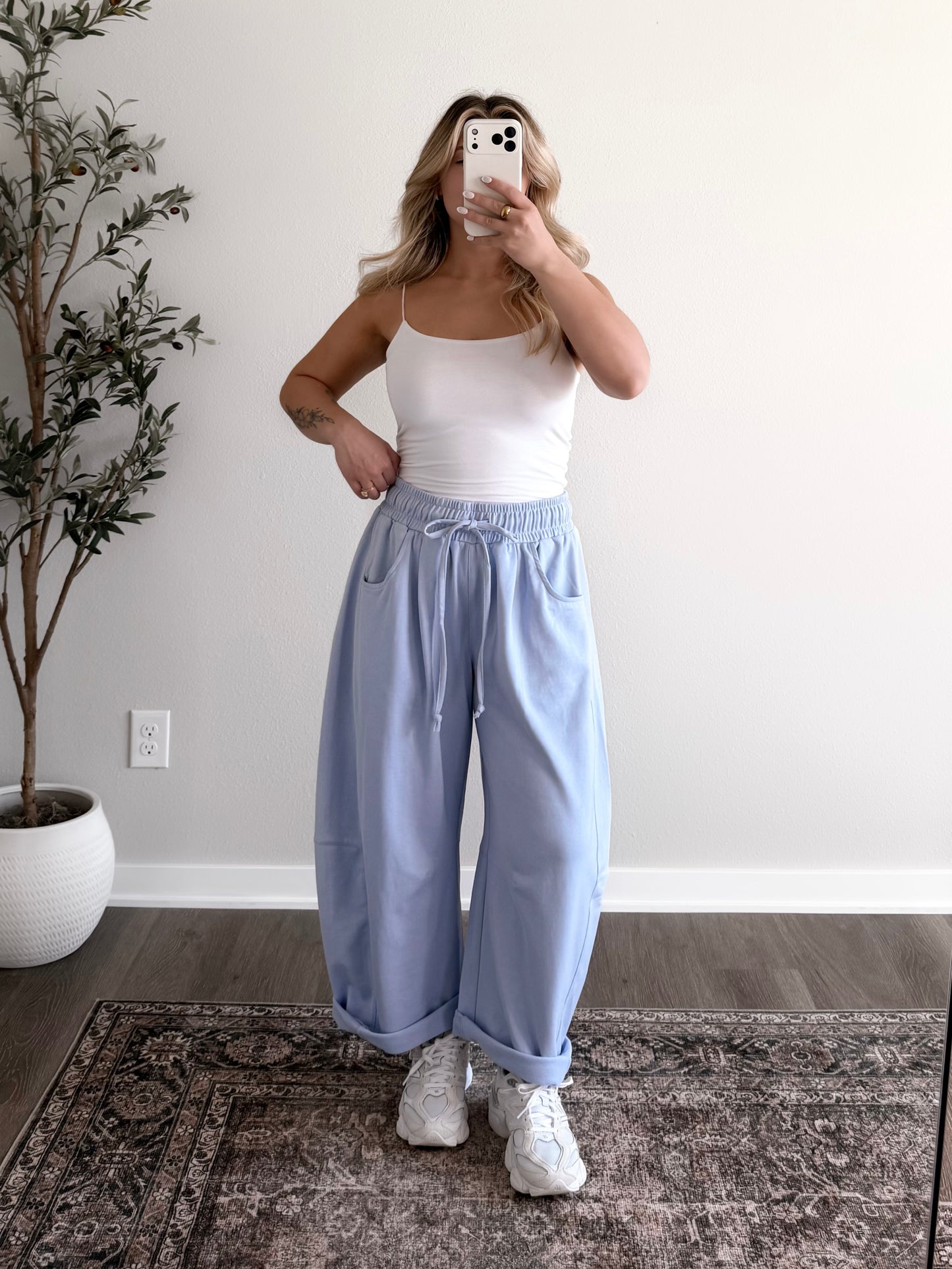 Reset & Repeat Lounge Barrel Pant / Sky