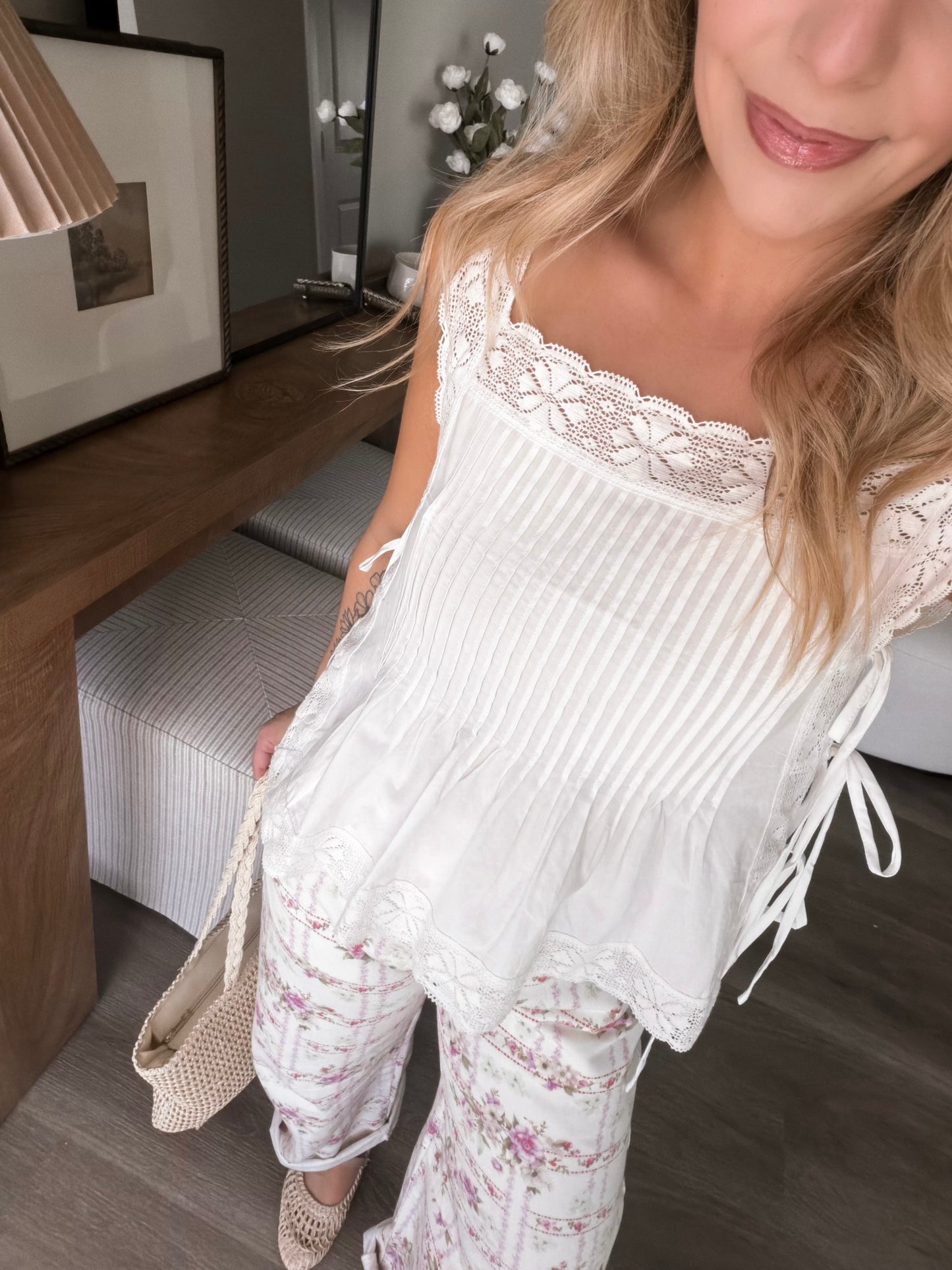 All You Need Lace Top / White