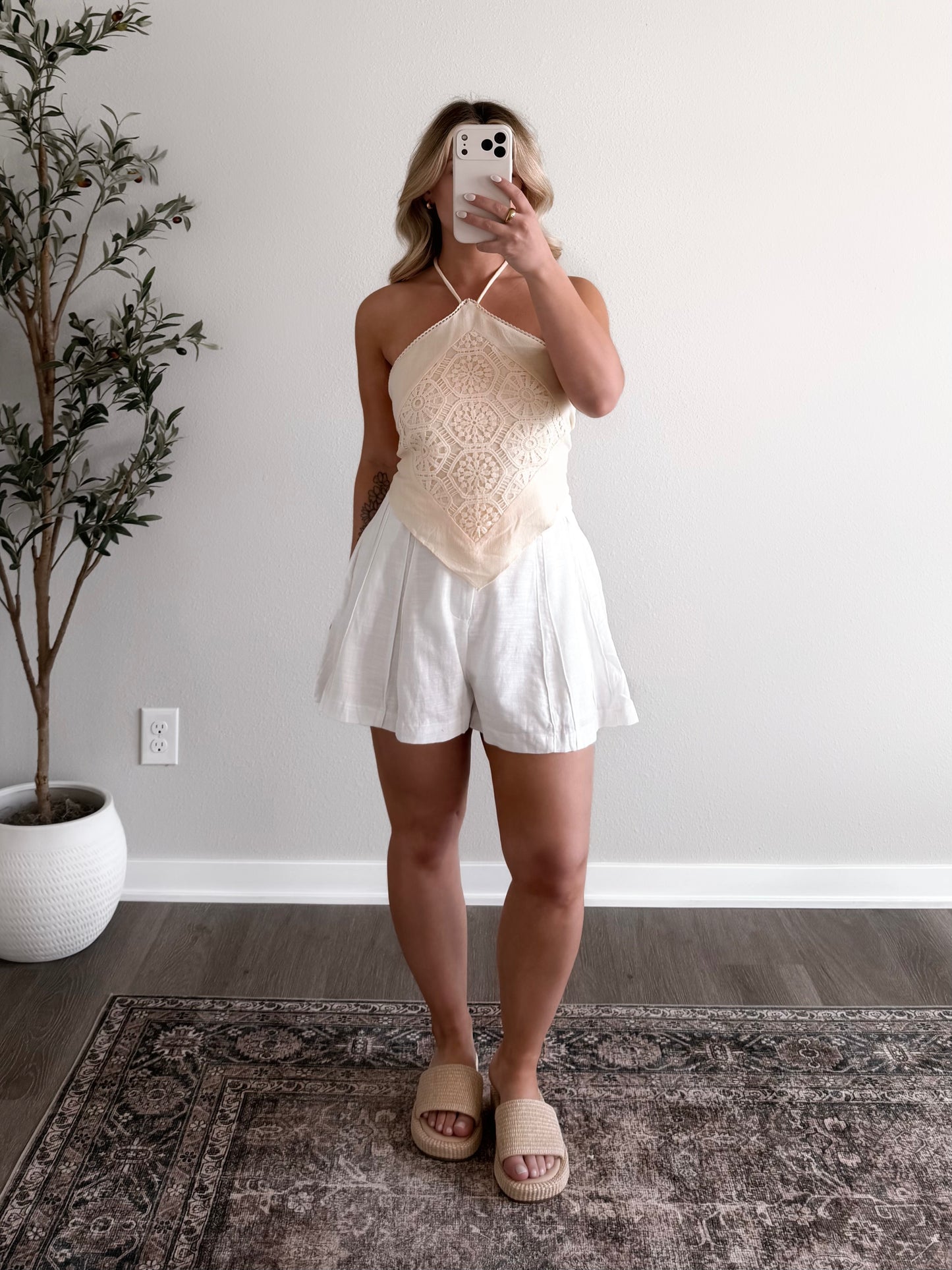Medallion Crochet Halter Top / Butter