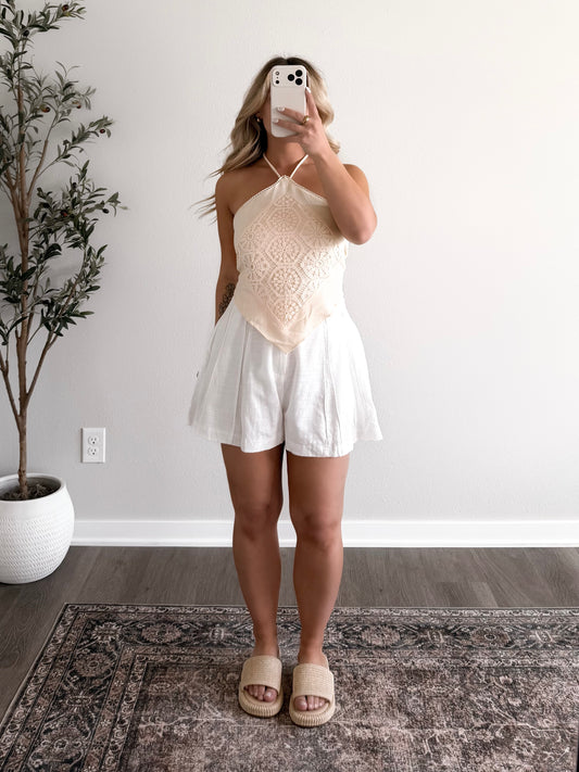 Élan White Linen Shorts