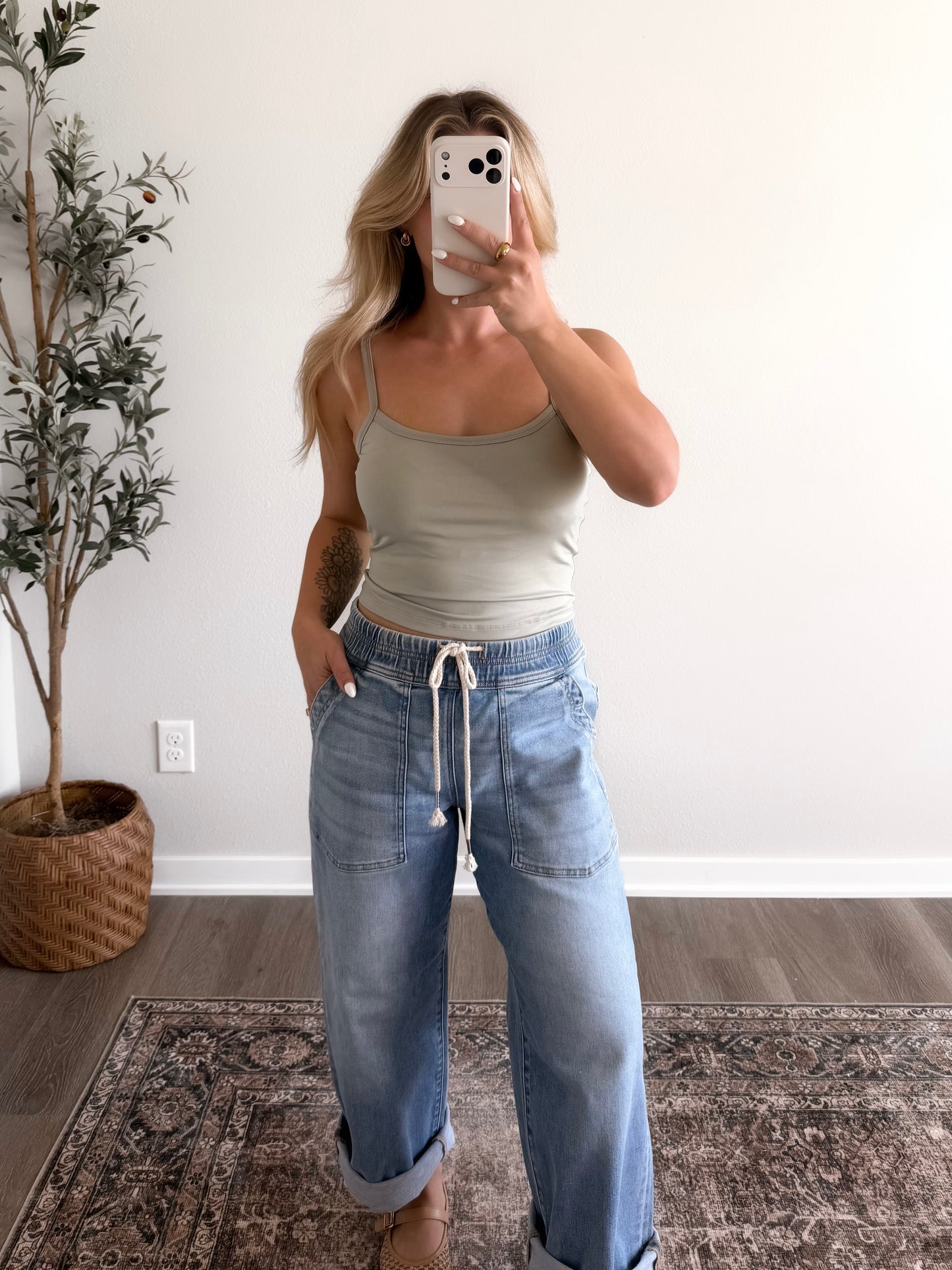 Callie Comfort High Rise Jean (Restocking 6.08)