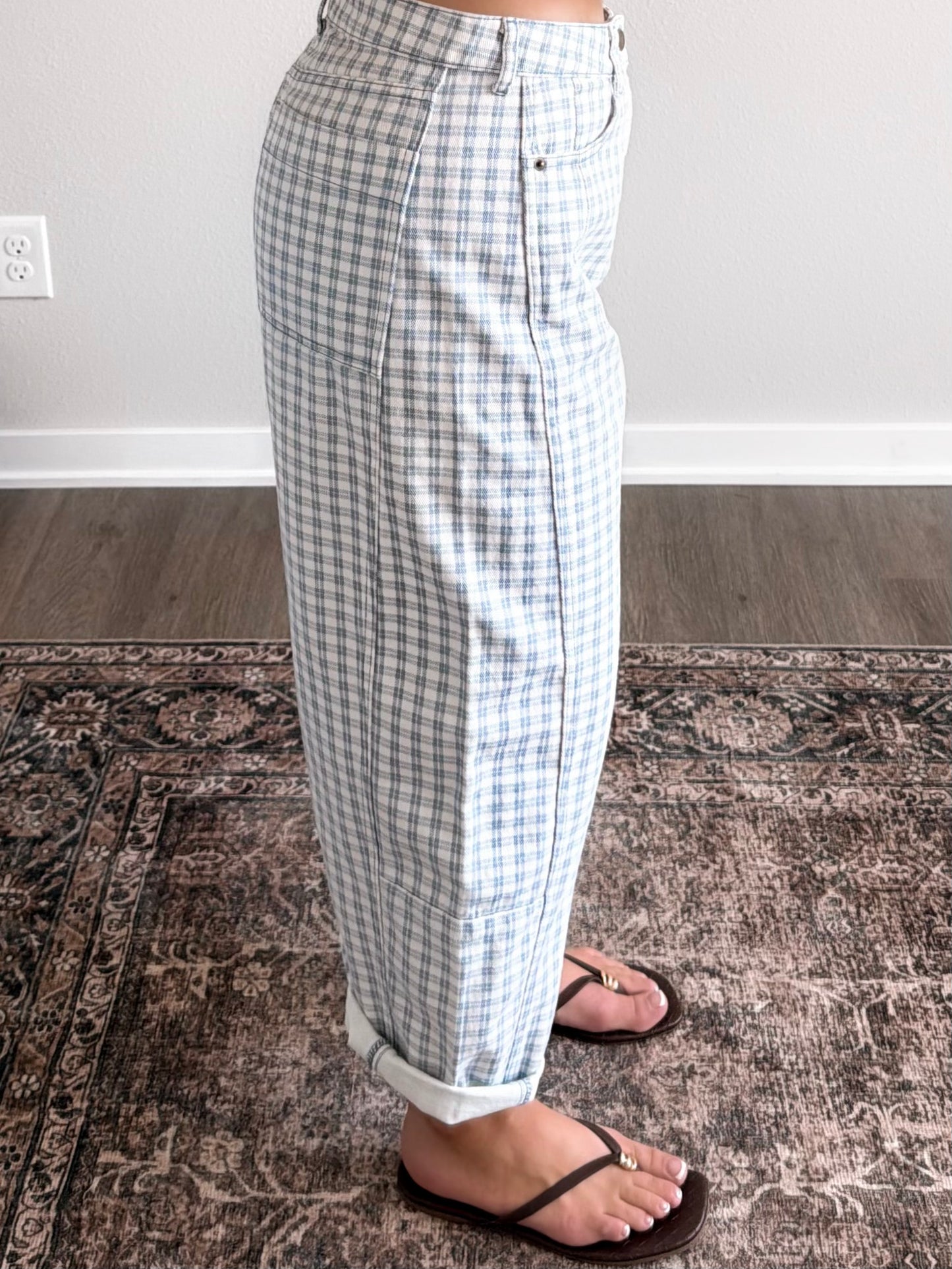 Gridlock Check Print Barrel Pant / Blue