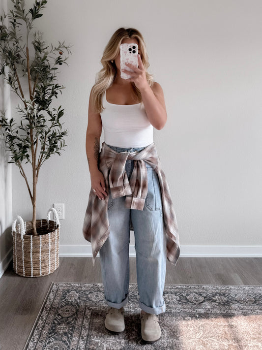 Janey High Waisted Barrel Jean / Light Denim