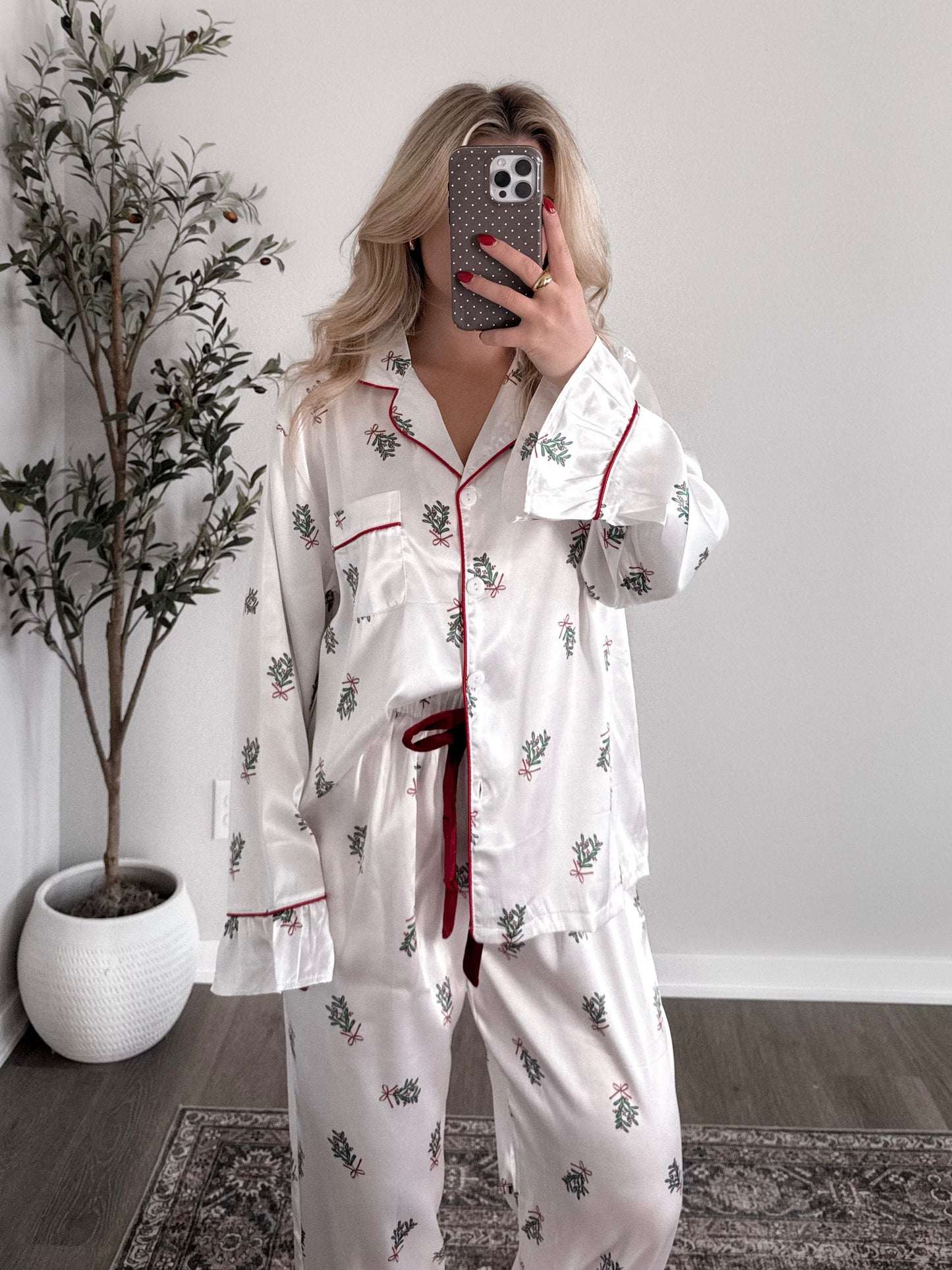 Merry Mistletoe Pajama Set Final Sale