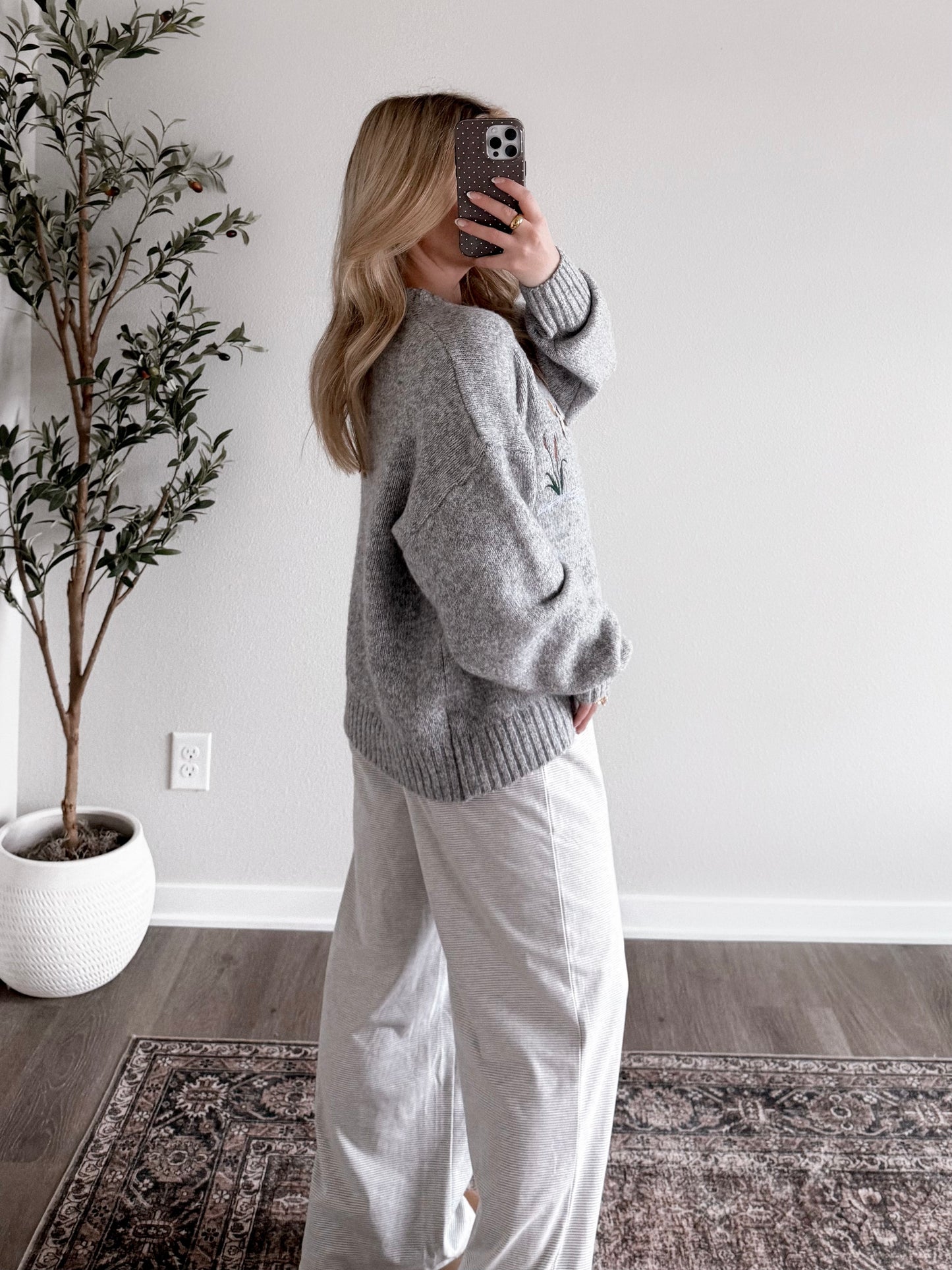 Cozy Duck Knit Sweater (Restocking 1.19)