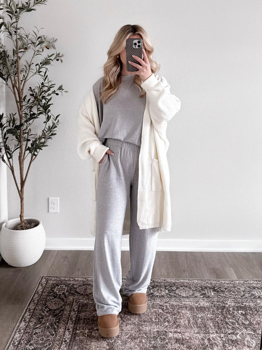 Morning Calm Tee Lounge Set / Grey (PREORDER: EST SHIP 1.09)