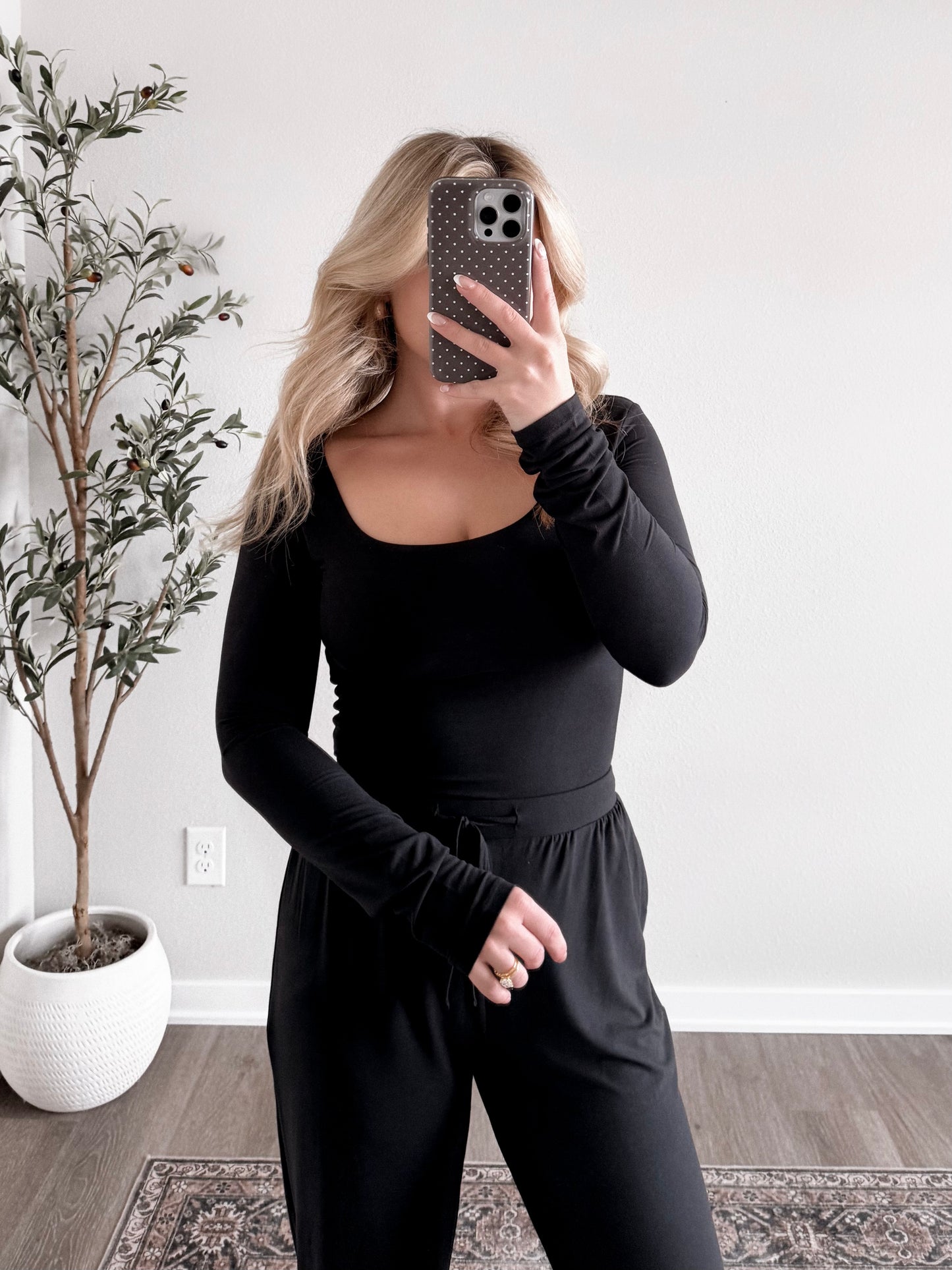 Core Comfort Butter Lounge Set / Black