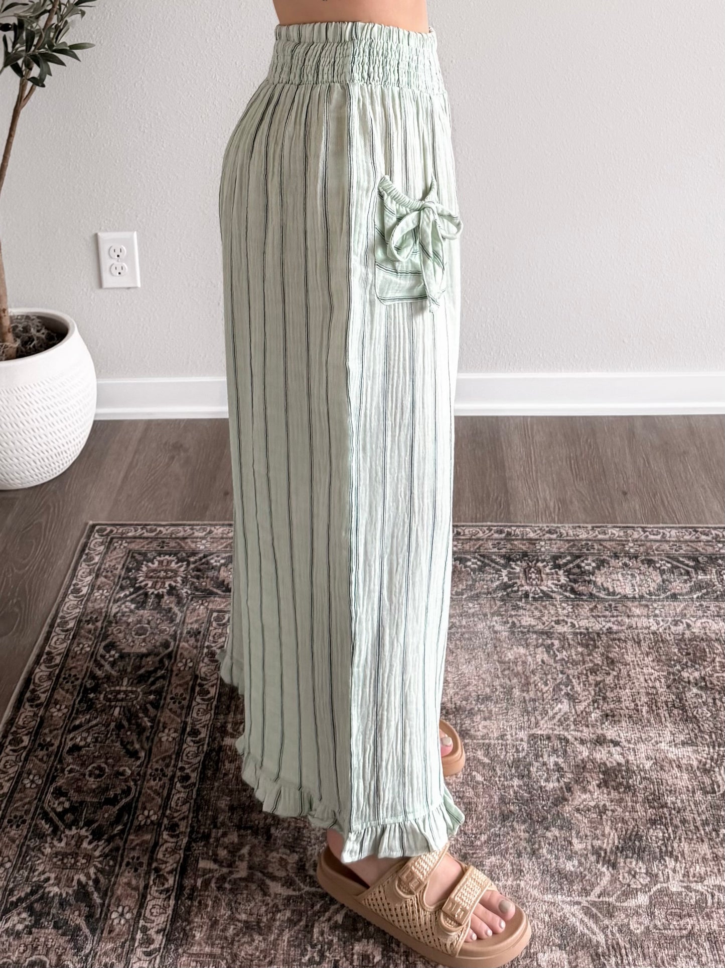 Coastal Mae Ruffle Wide Leg Pant