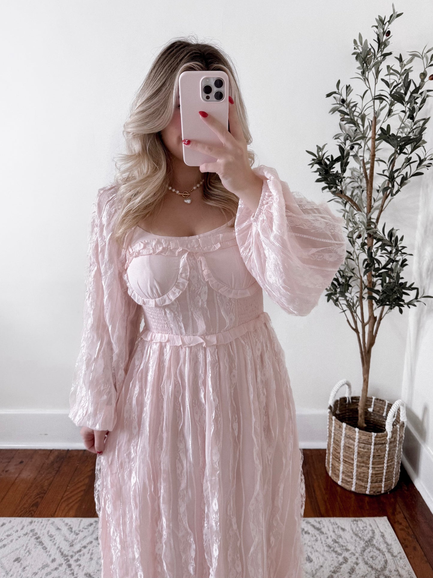 Cosette Lace Sweetheart Maxi Dress