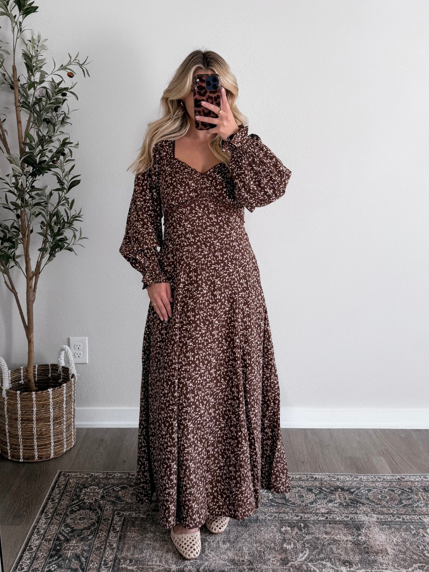 Hazelnut Floral Maxi Dress (Restocking 10.13)