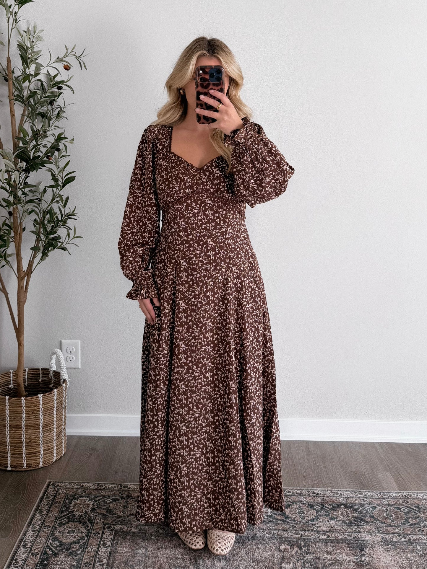 Hazelnut Floral Maxi Dress (Restocking 10.13)