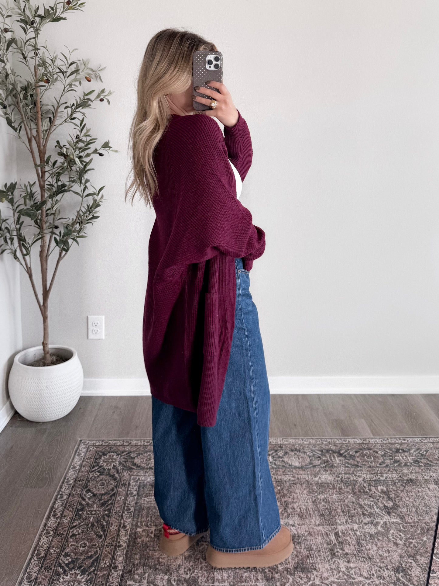 Cozy Essential Knit Cardigan / Plum