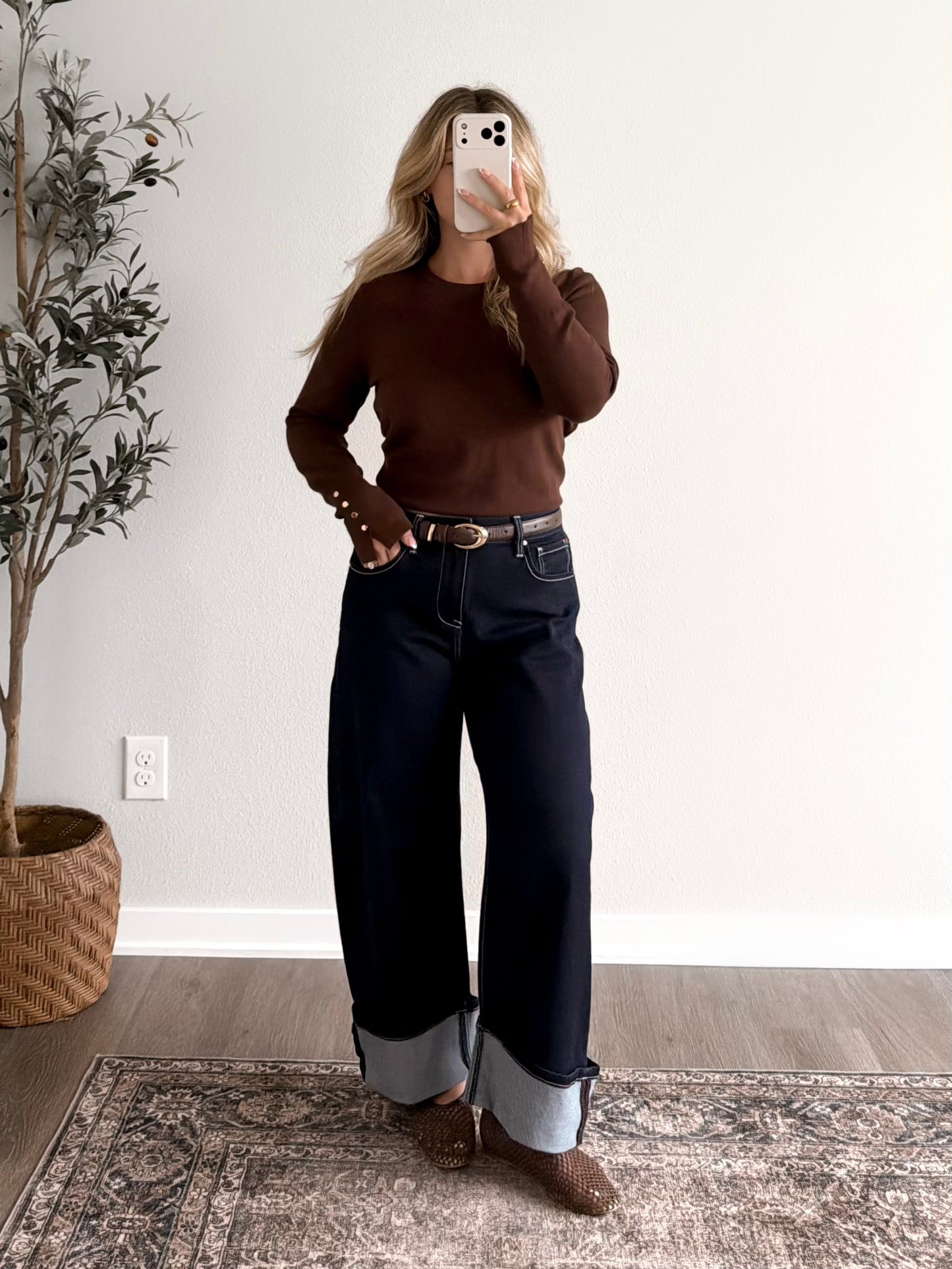 Bennett Cuffed Crop barrel Jean