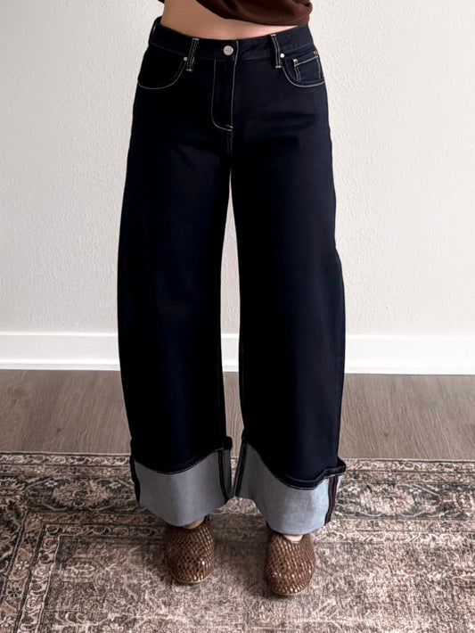 Bennett Cuffed Crop barrel Jean