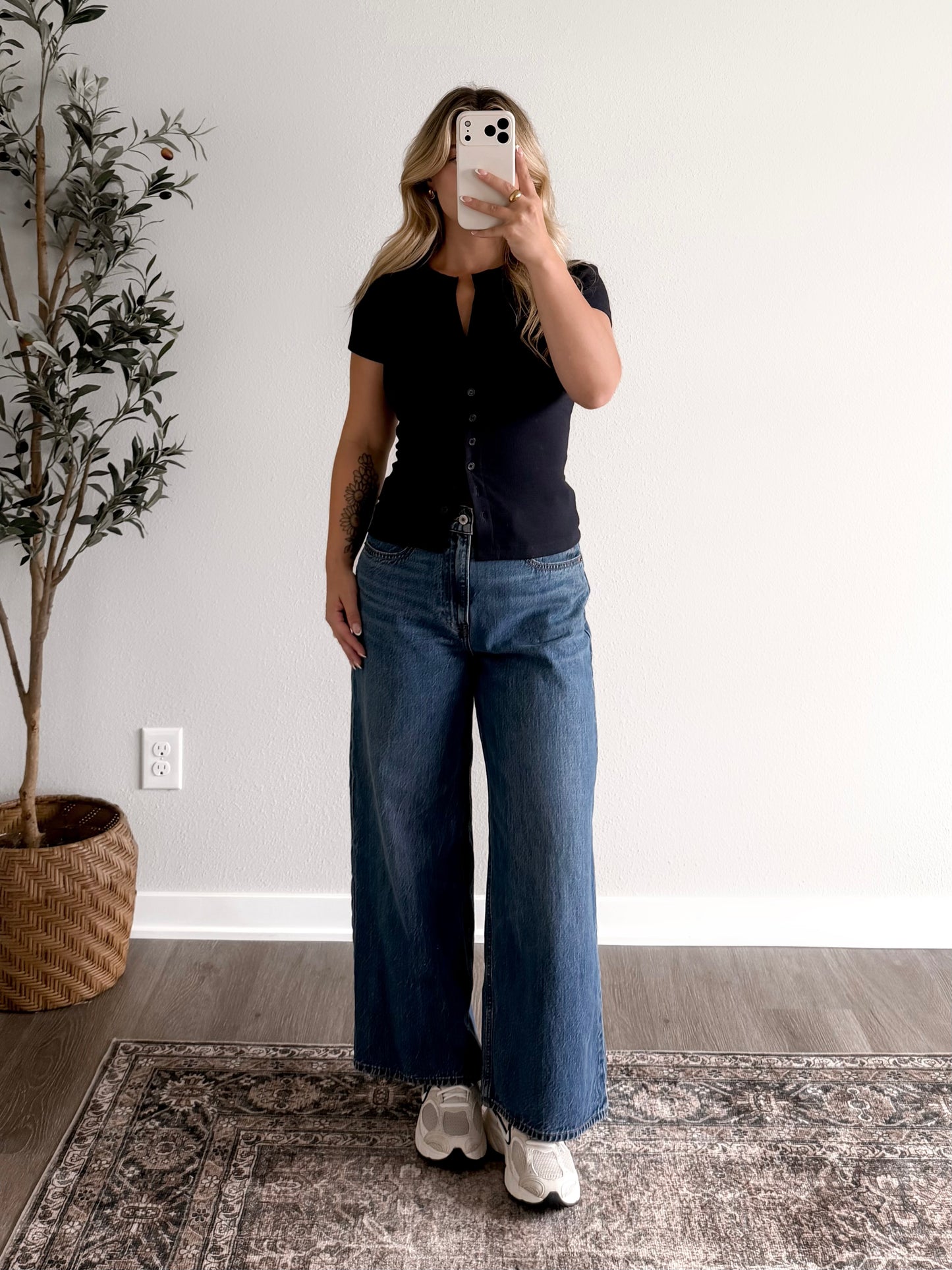 Simple Short Sleeve Button Top / Navy