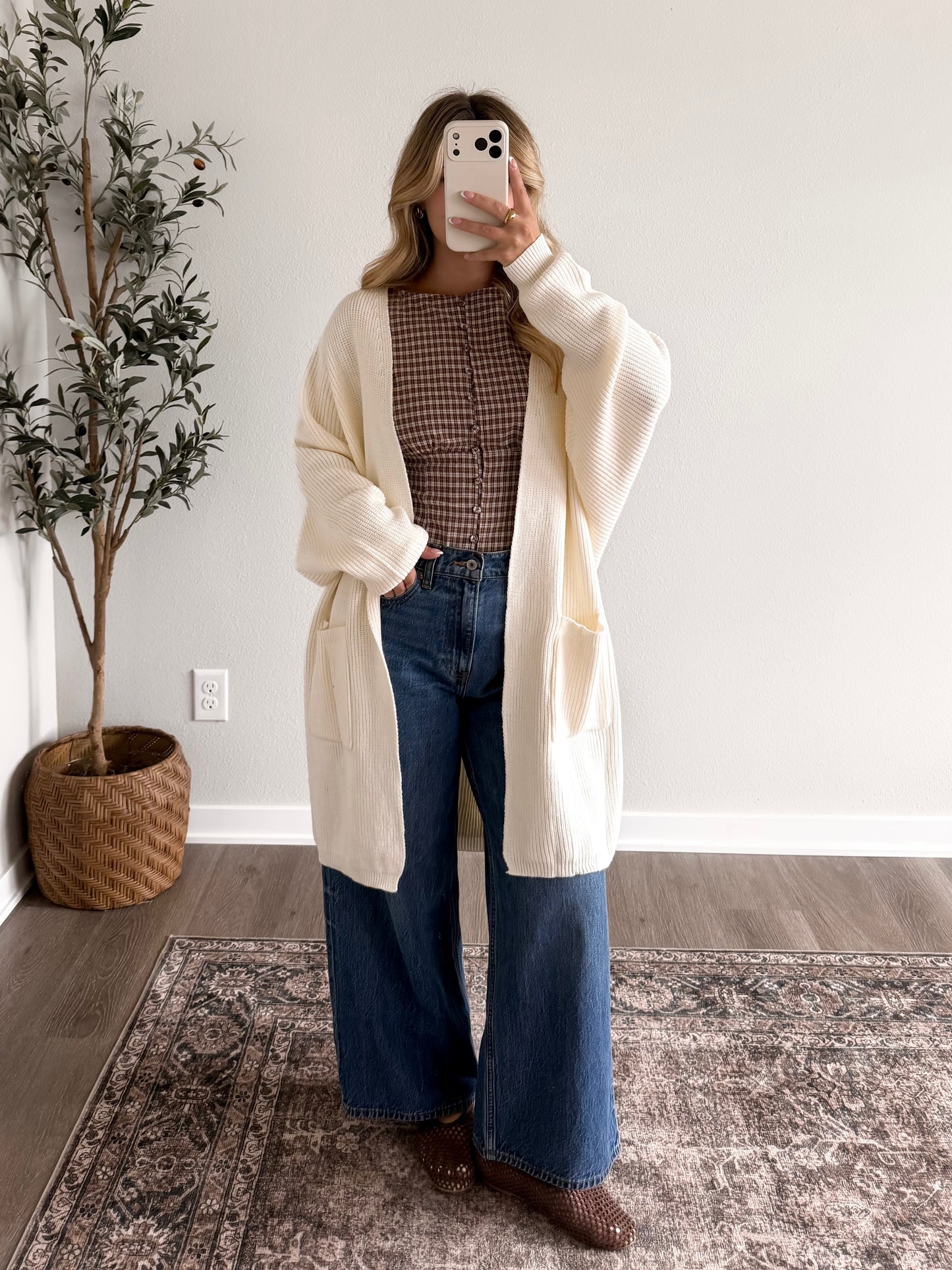 Cozy Essential Knit Cardigan / Cream (Restocking 8.10)
