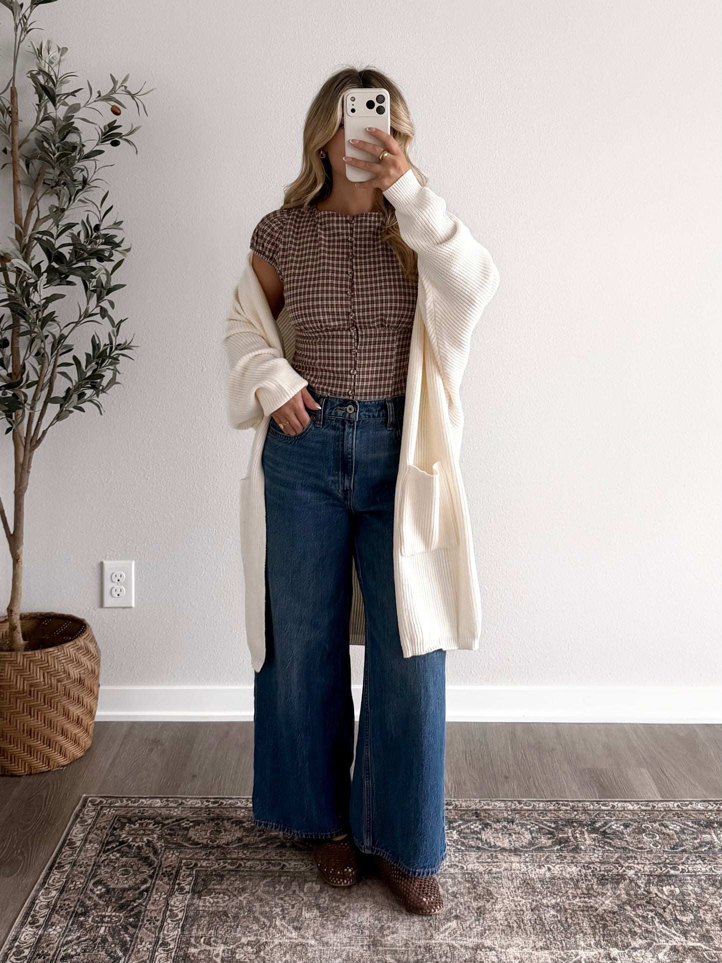 Cozy Essential Knit Cardigan / Cream (Restocking 8.10)