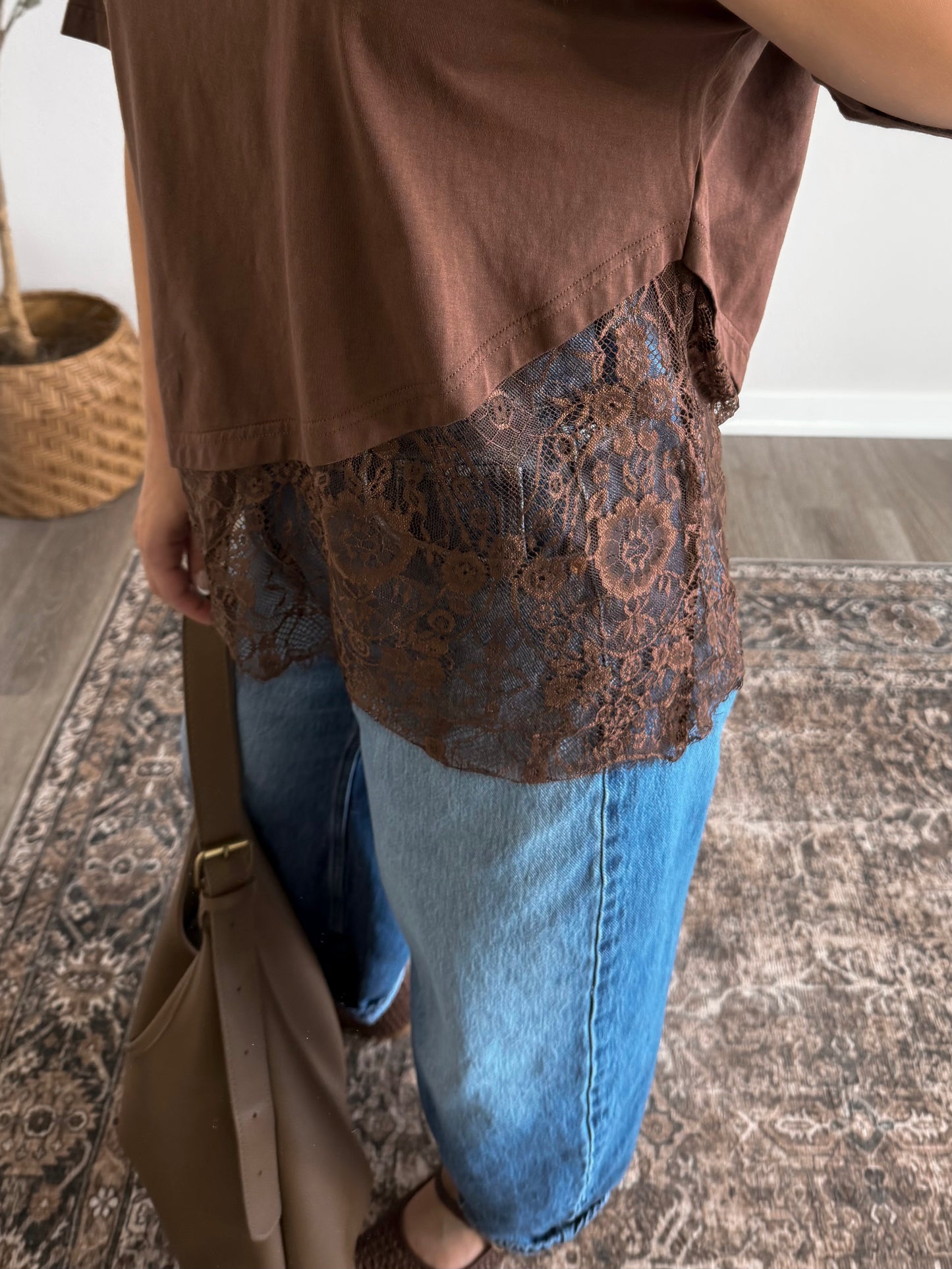 Chestnut Lace Hem Tee