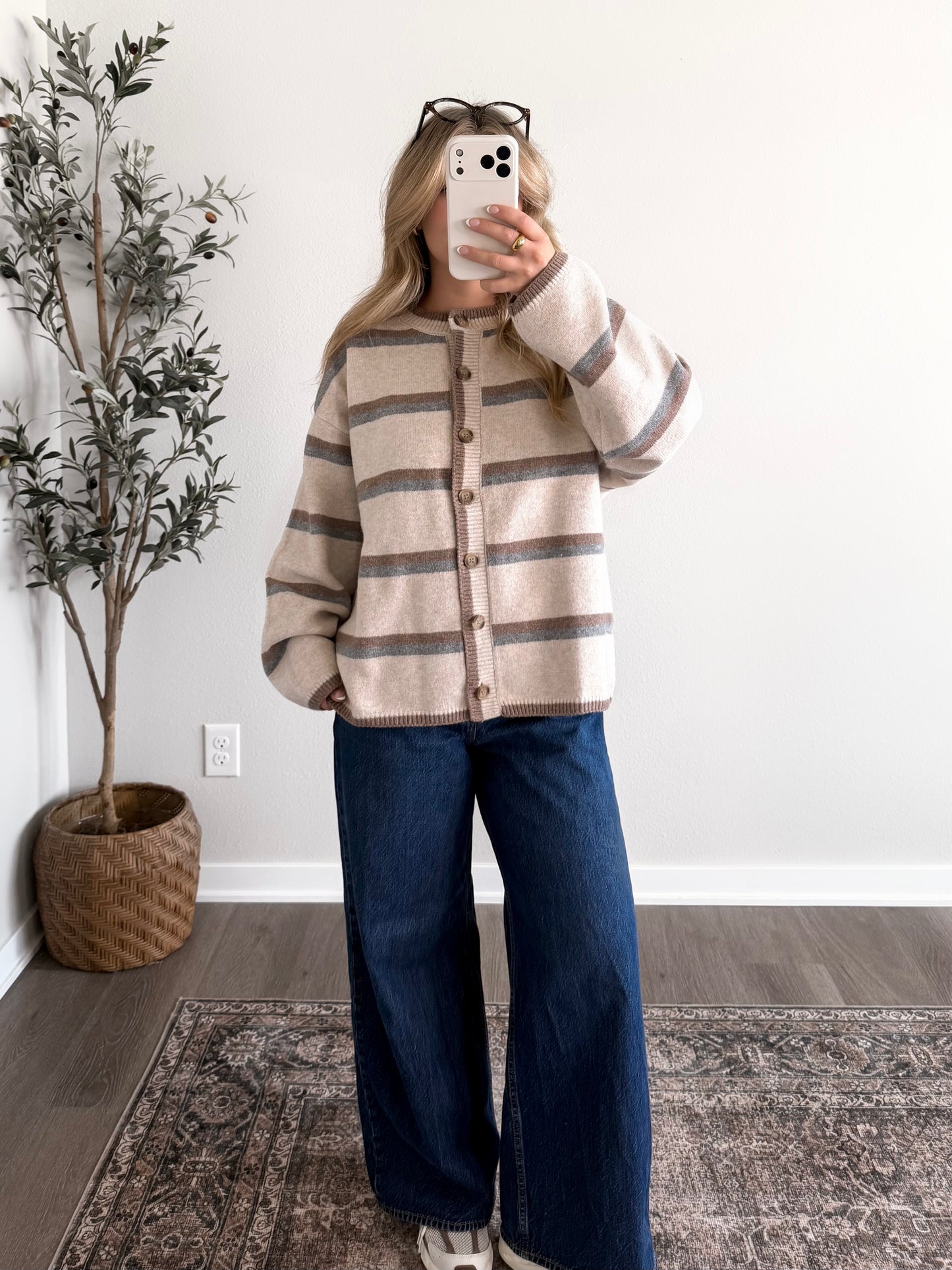 Soft Stripe Knit Cardigan / Oat