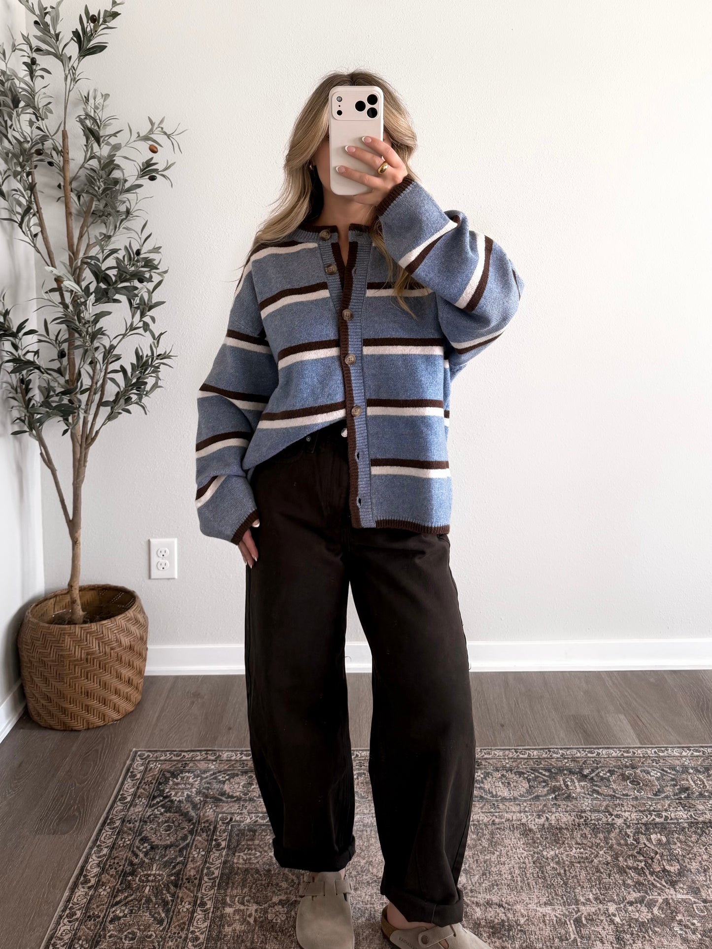 Soft Stripe Knit Cardigan / Blue