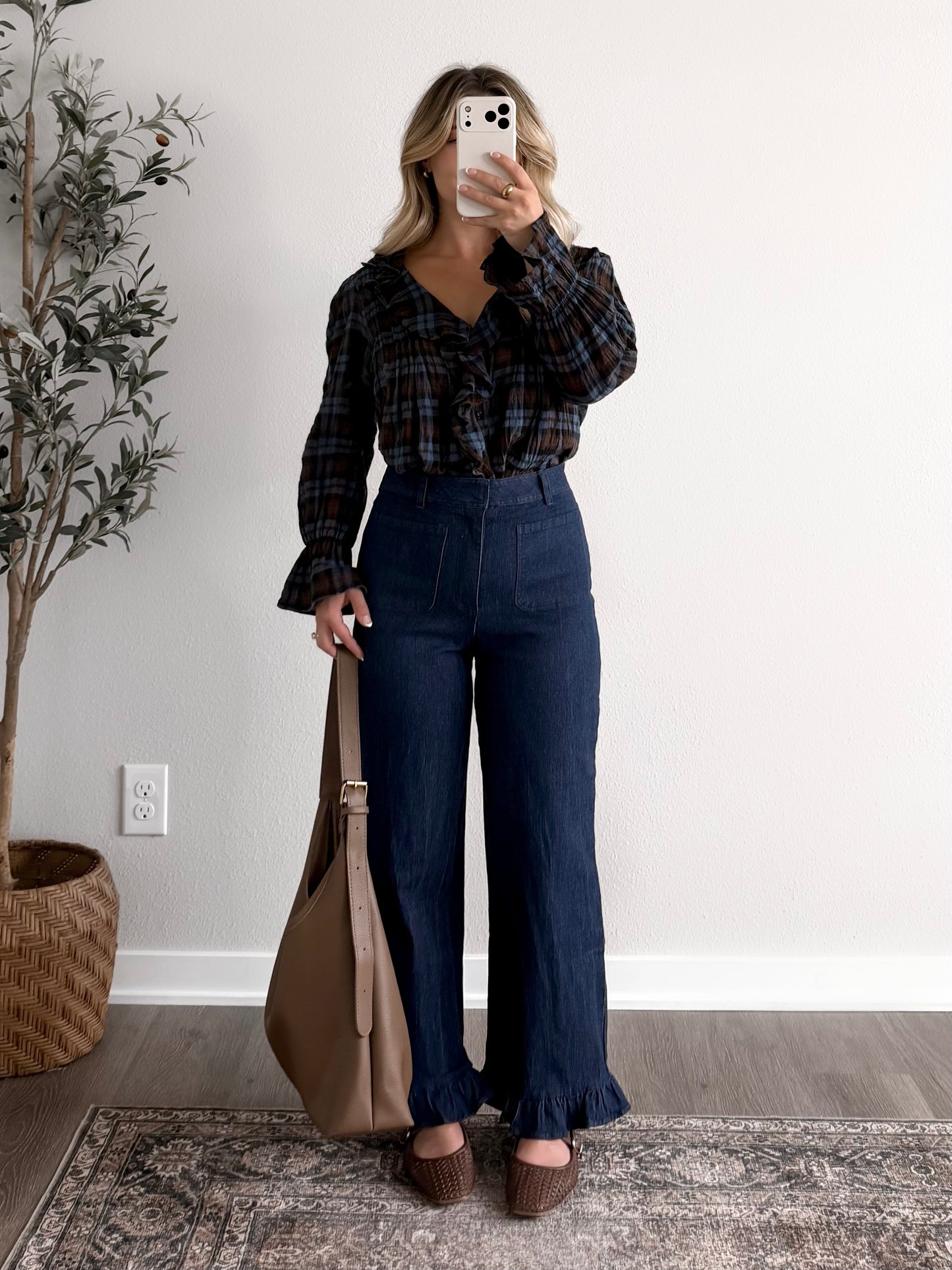 French Ruffle Crop Pant / Dark Denim