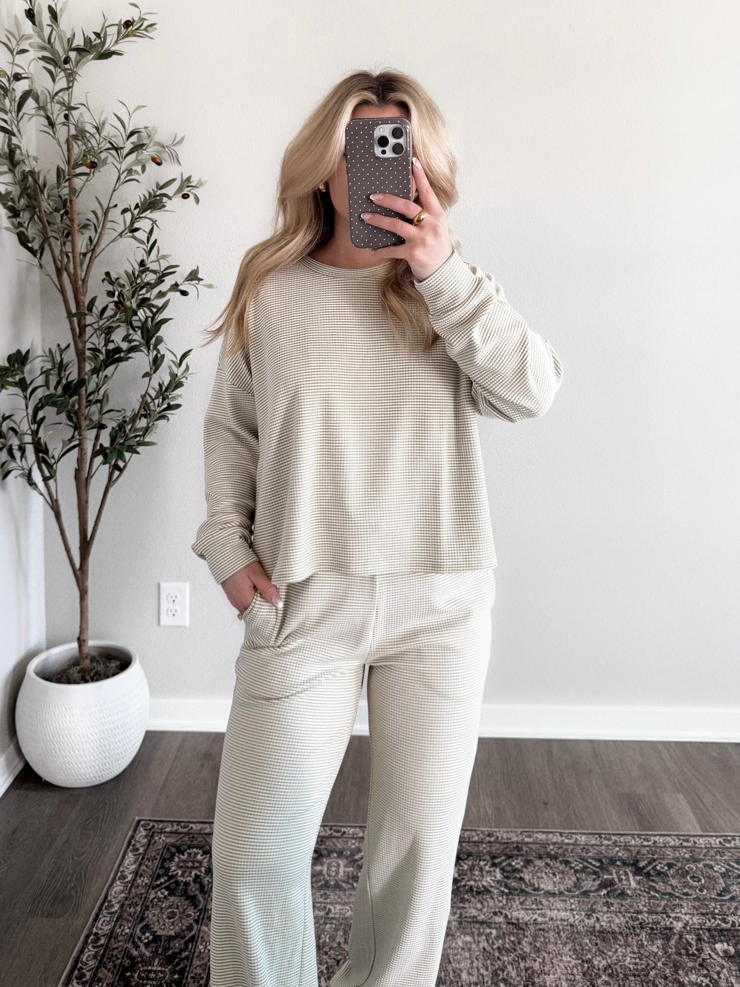 Avocado Toast Striped Lounge Set