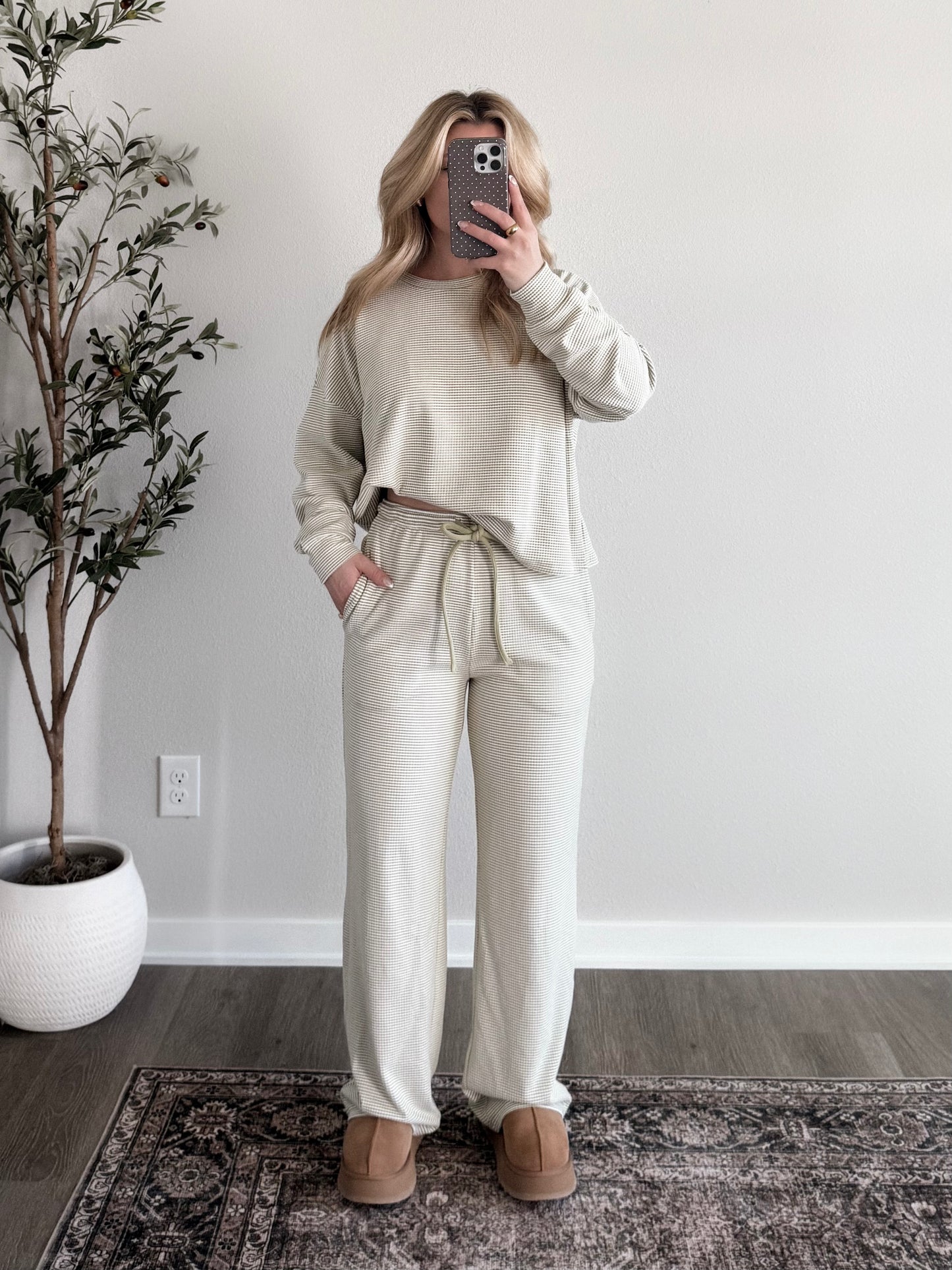 Avocado Toast Striped Lounge Set