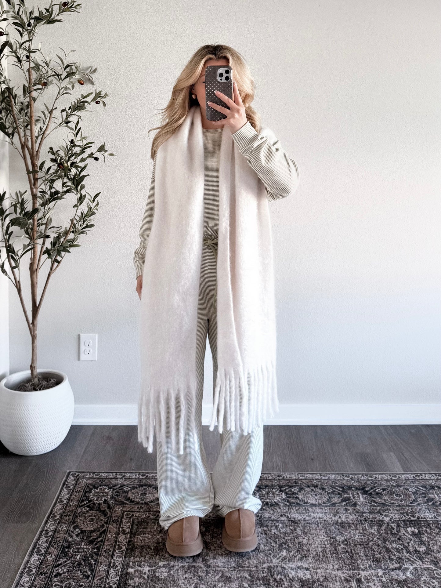 Cozy Cream Scarf / Ivory