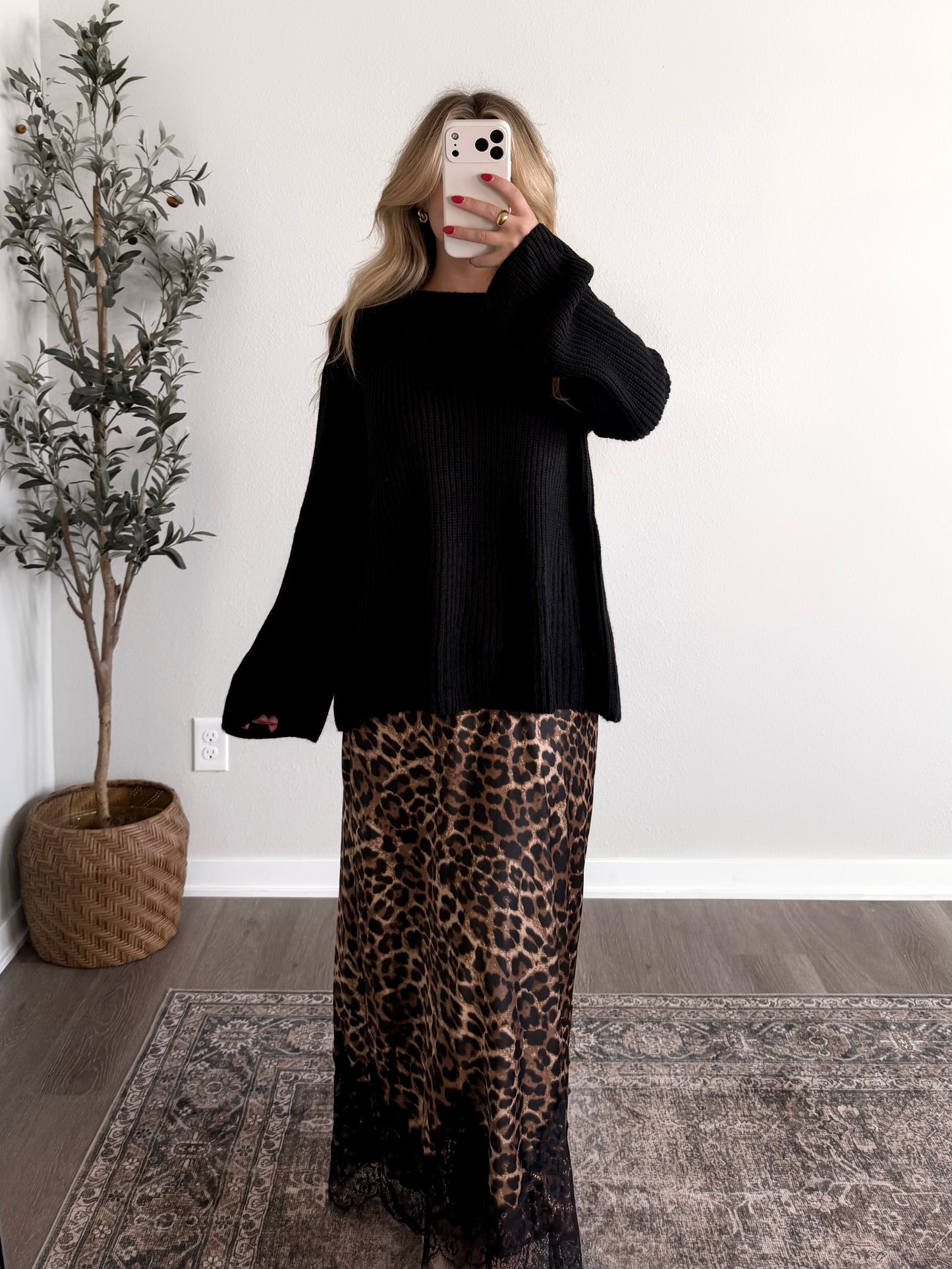 Unspoken Knit Sweater / Black