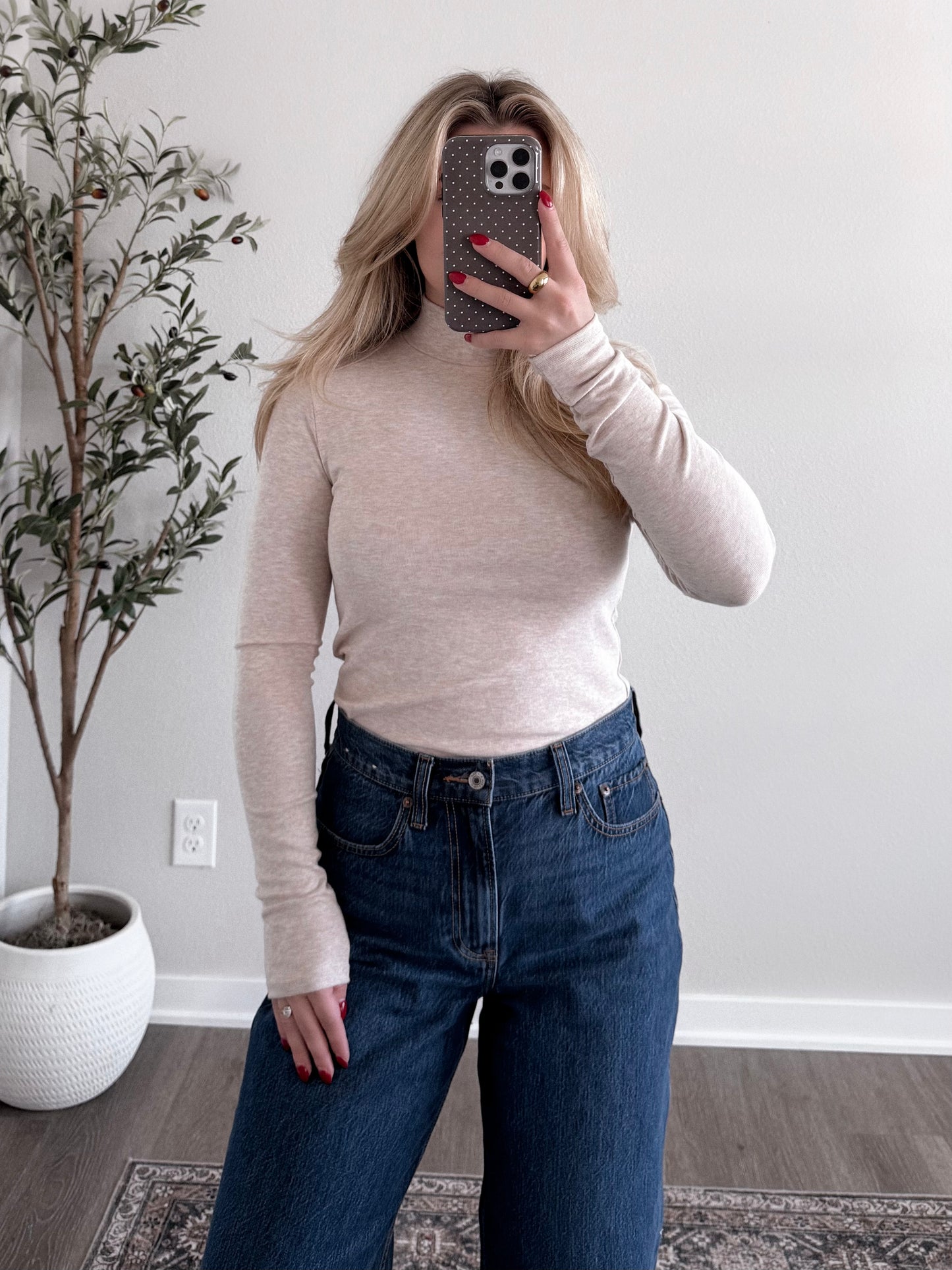 Essential Mock Neck Top / Oatmeal