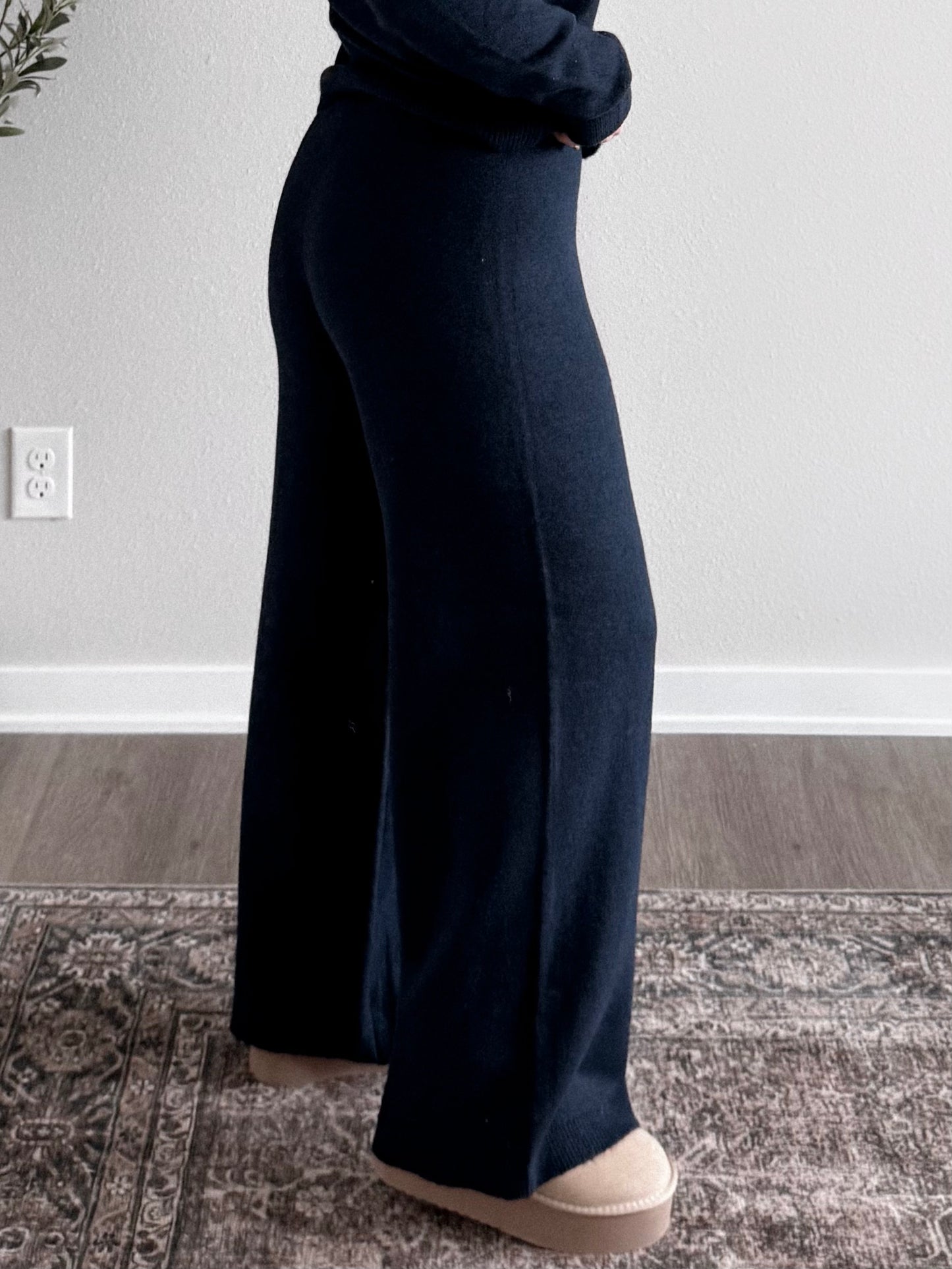 Fireside Sweater Knit Set / Navy