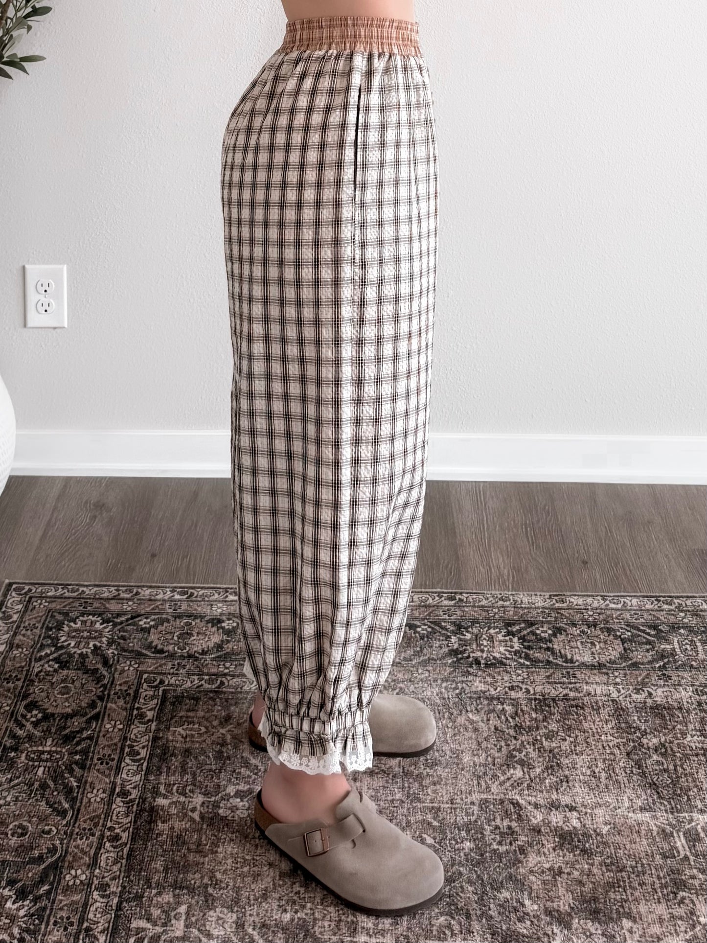 Margot Lace Grid Pant