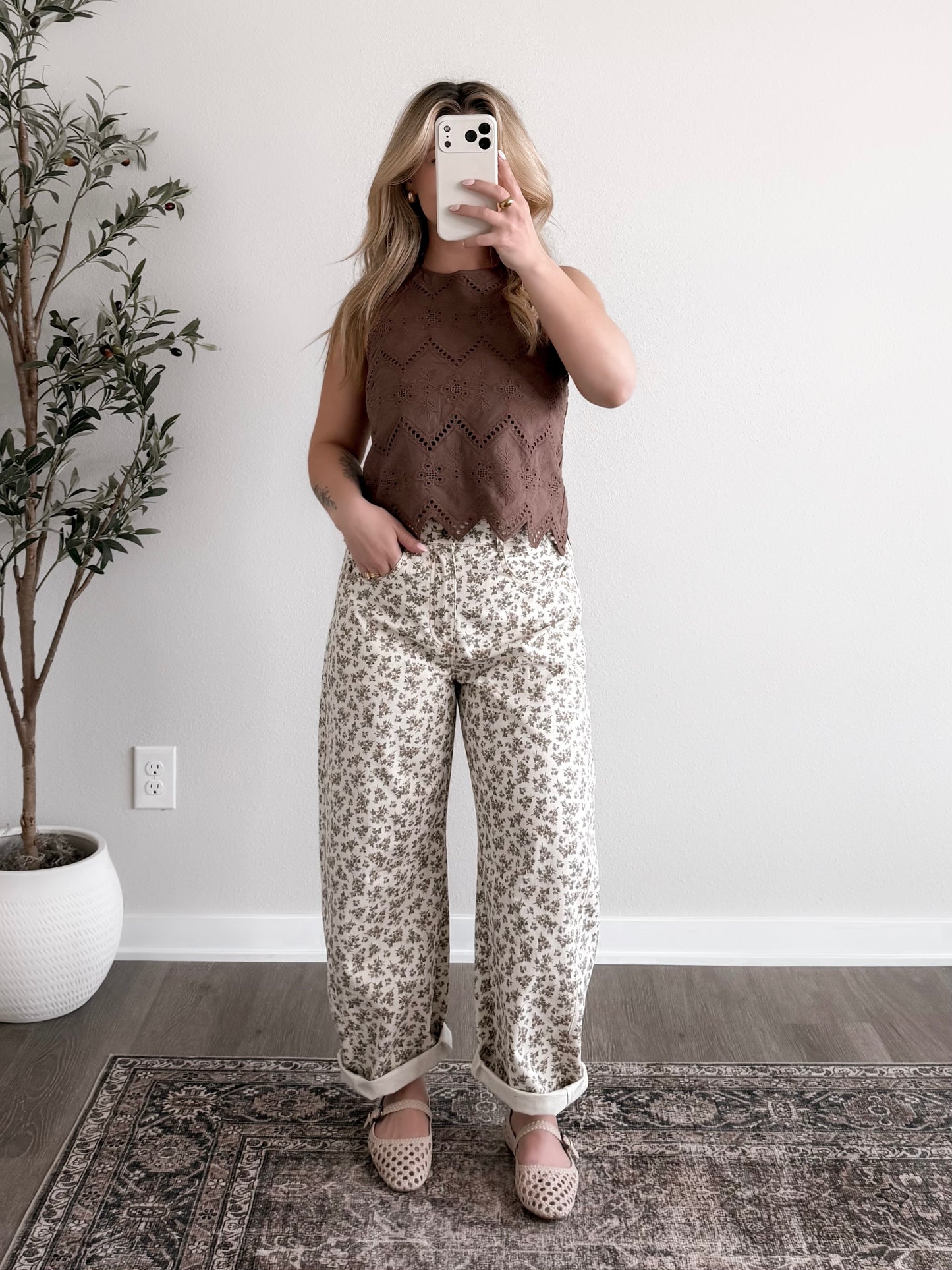 Honey Bloom Floral Barrel Pant