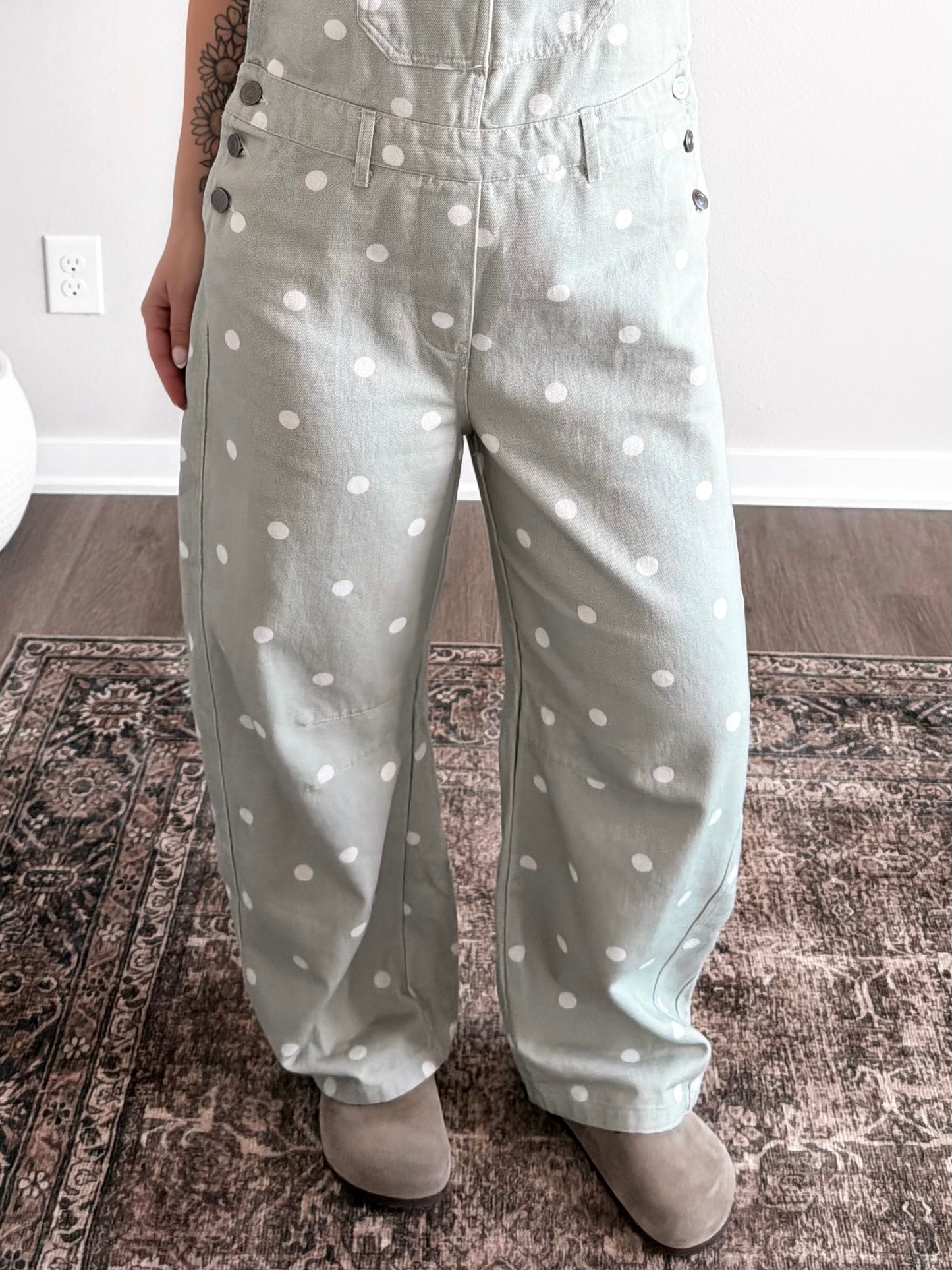 Spotted Barrel Overalls / Sage-Cream