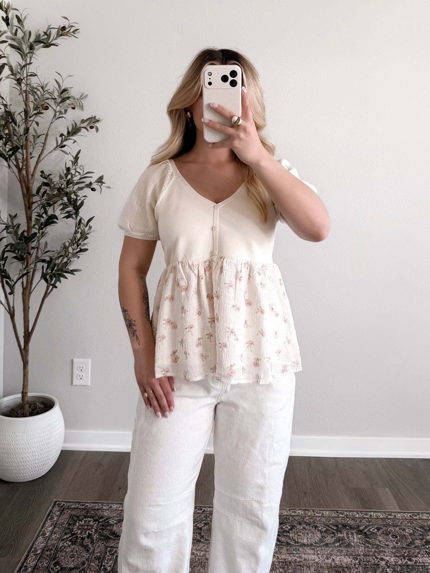 Dove Floral Babydoll Top / Cream-Pink