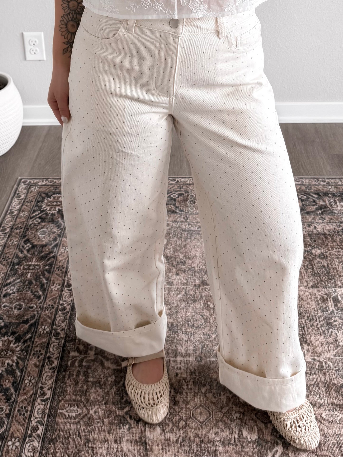 Low key Dot Mid Rise Straight Jean