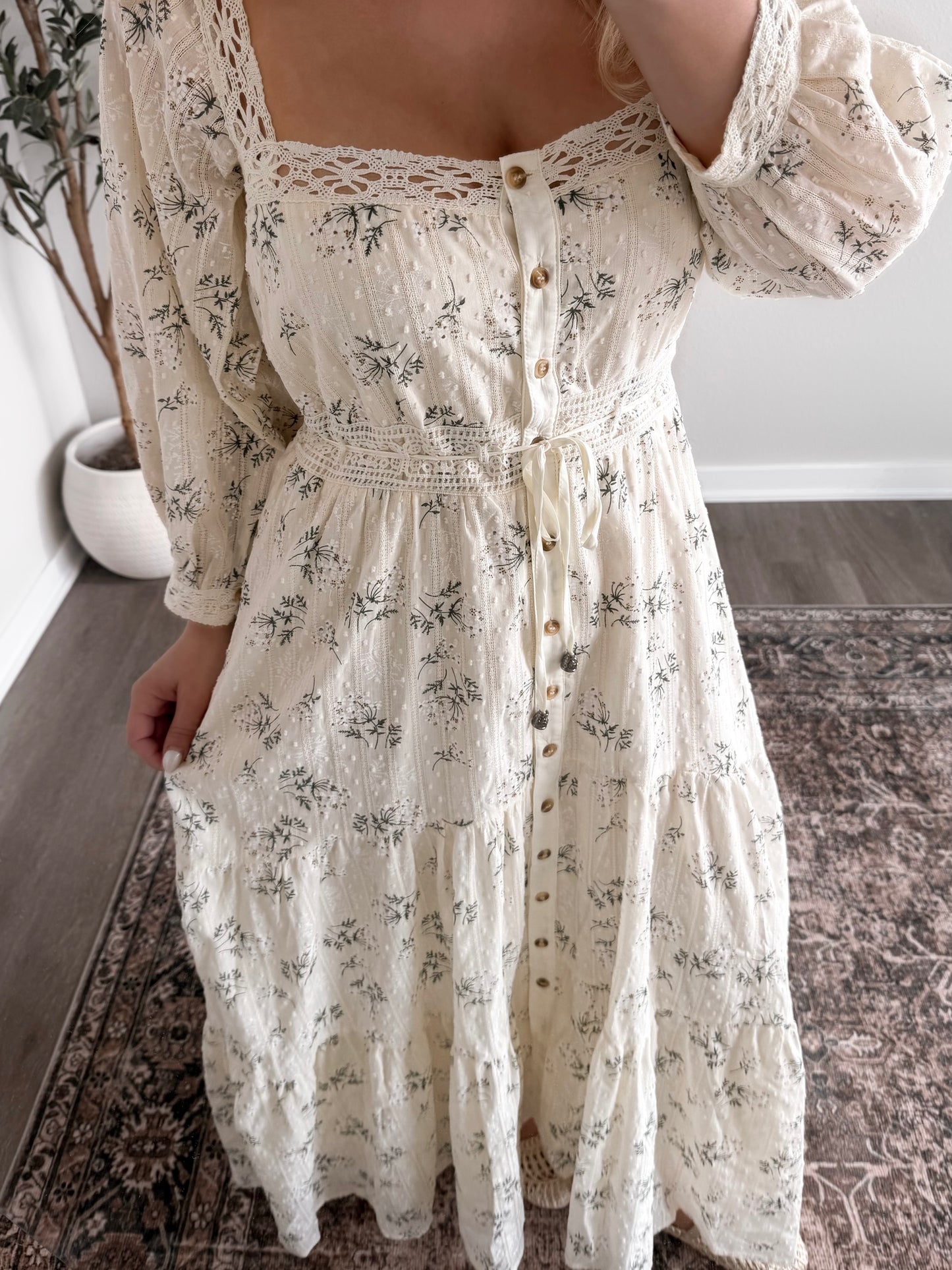 Honey Field Floral Maxi Dress