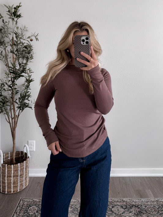 Classic Boat Neck Basic / Mocha